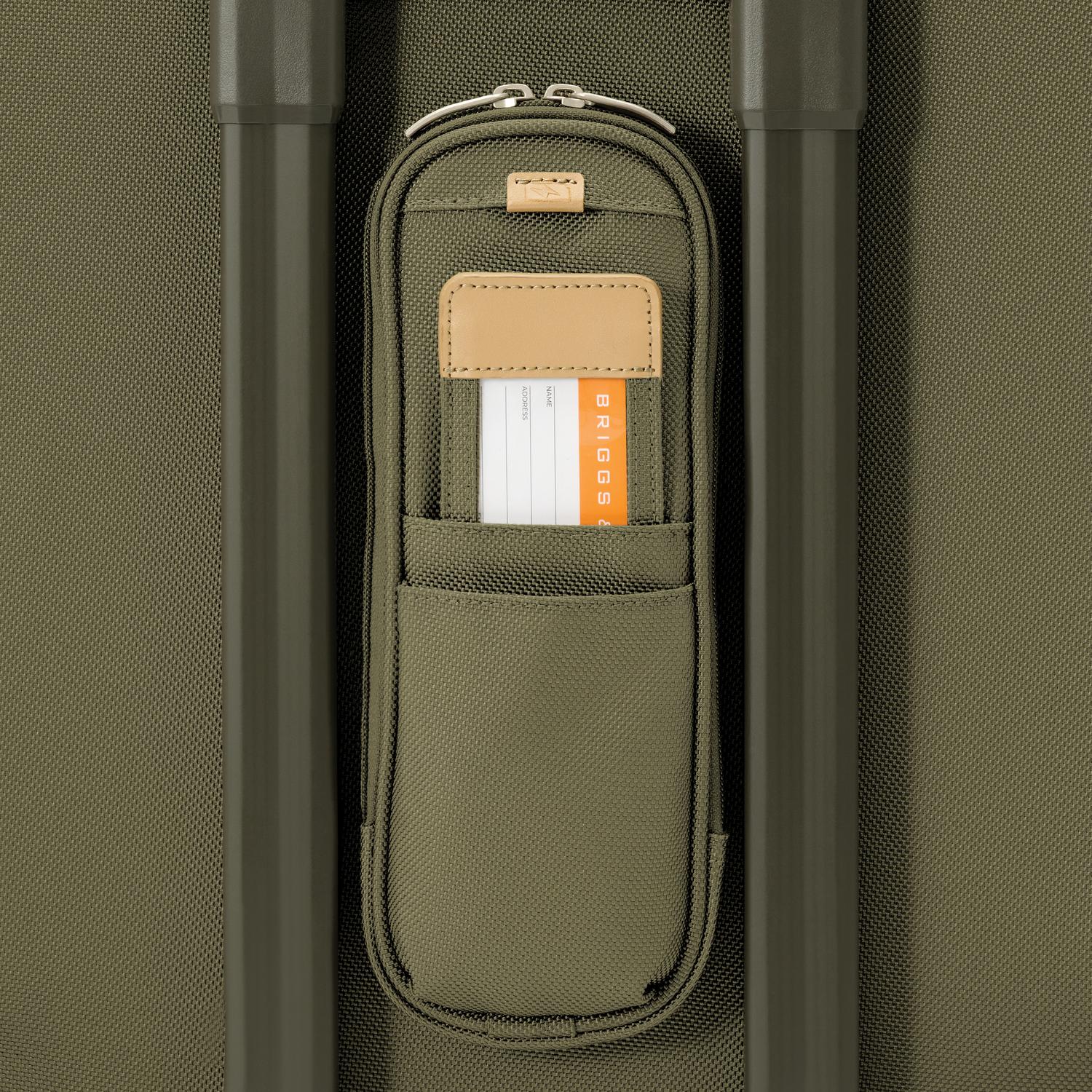 Briggs & Riley Baseline Essential 22" Carry-On Expandable Spinner