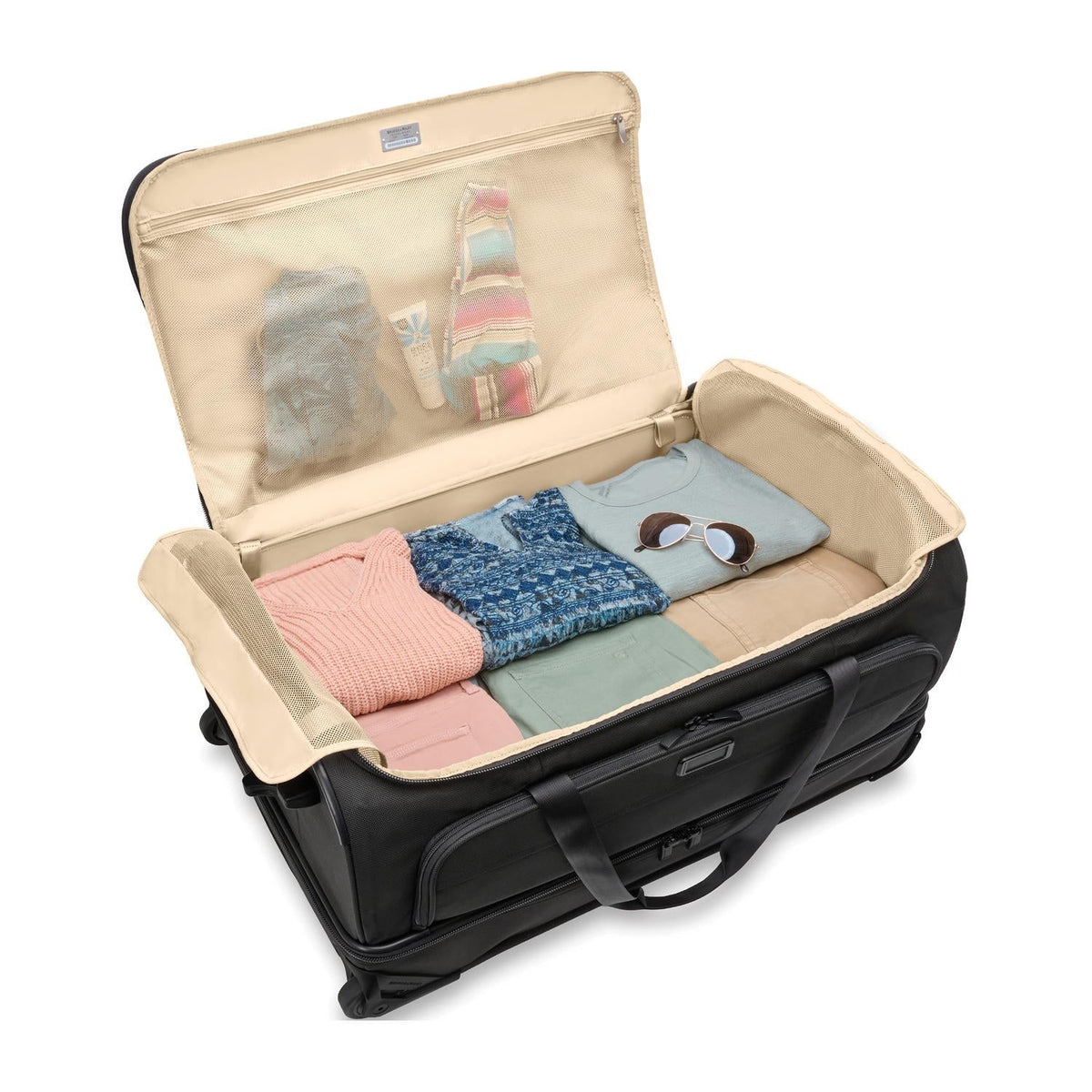 Briggs & Riley Baseline Large 2-Wheel Duffel in Black — interior view
