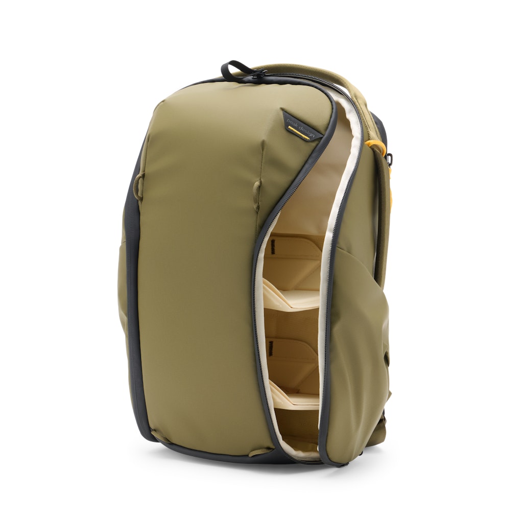 Peak Design Everyday Backpack Zip 15L in Kelp — interior view # color_Kelp