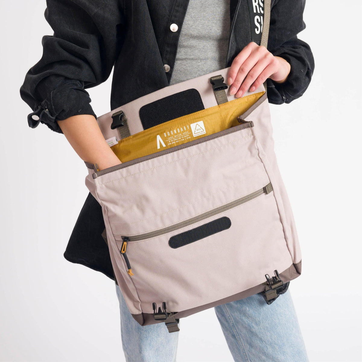 Boundary Supply Rennen Shoulder Bag in Clay — interior view