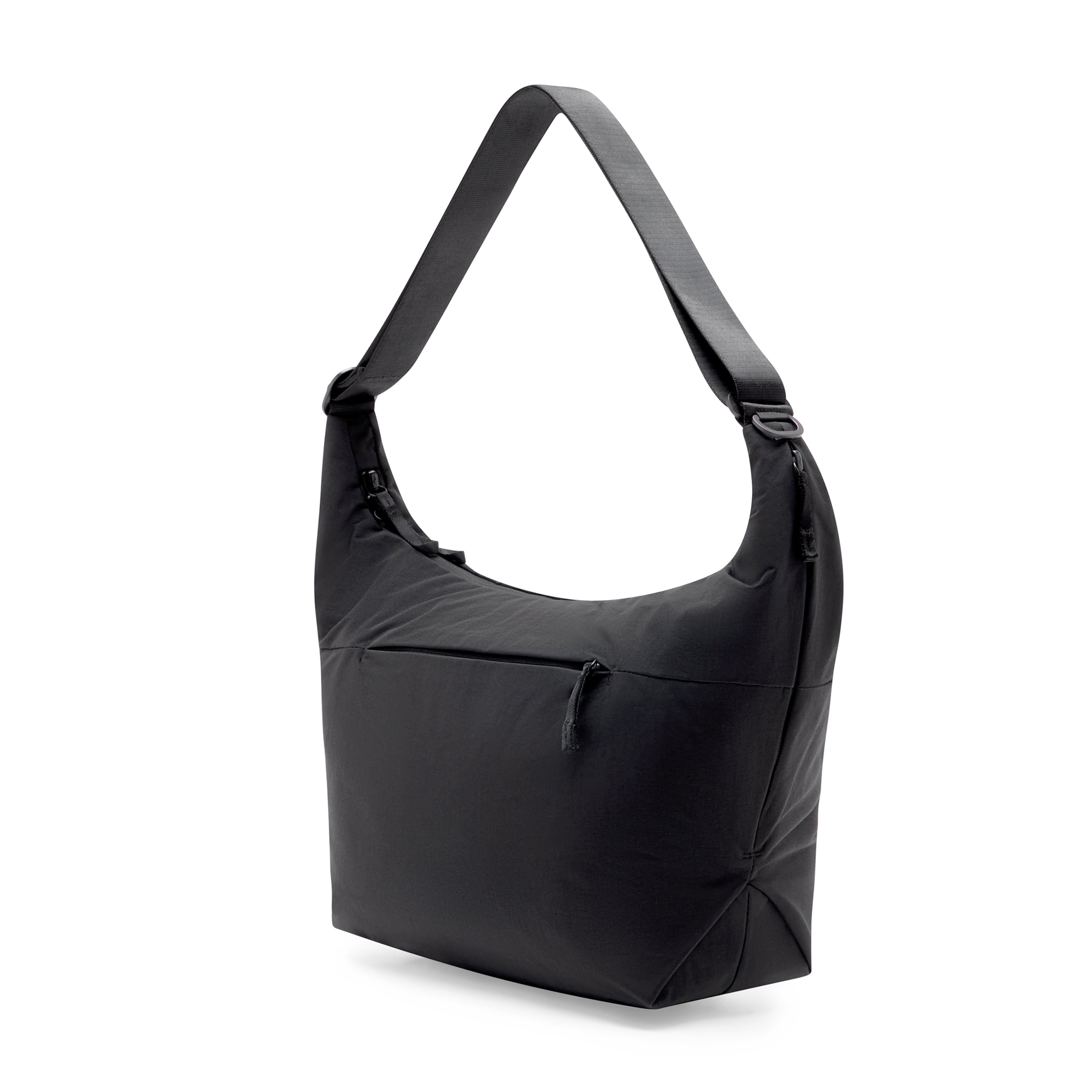Peak Design City Crescent 12L in Black — detail view # color_Black