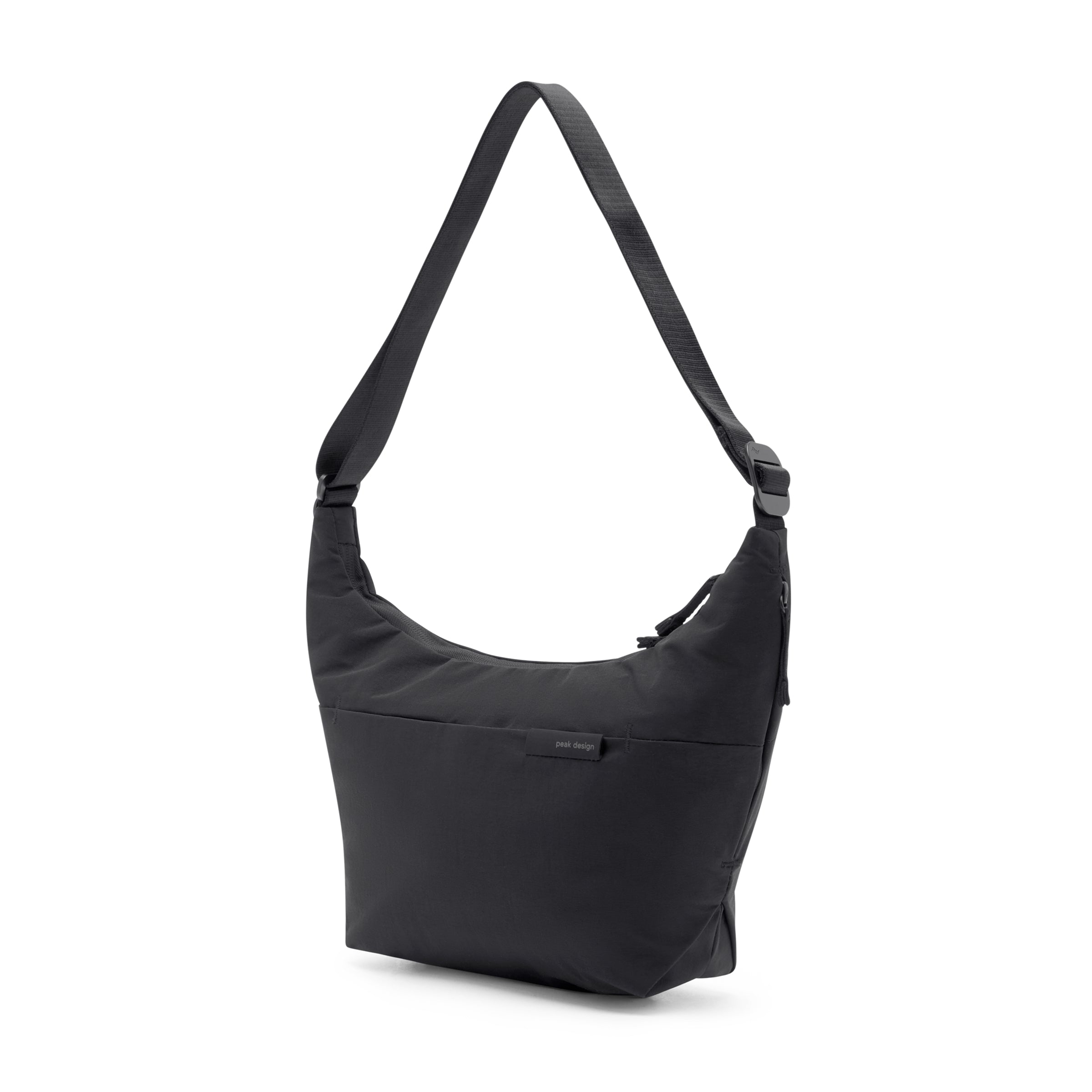 Peak Design City Crescent 6L in Black — detail view # color_Black