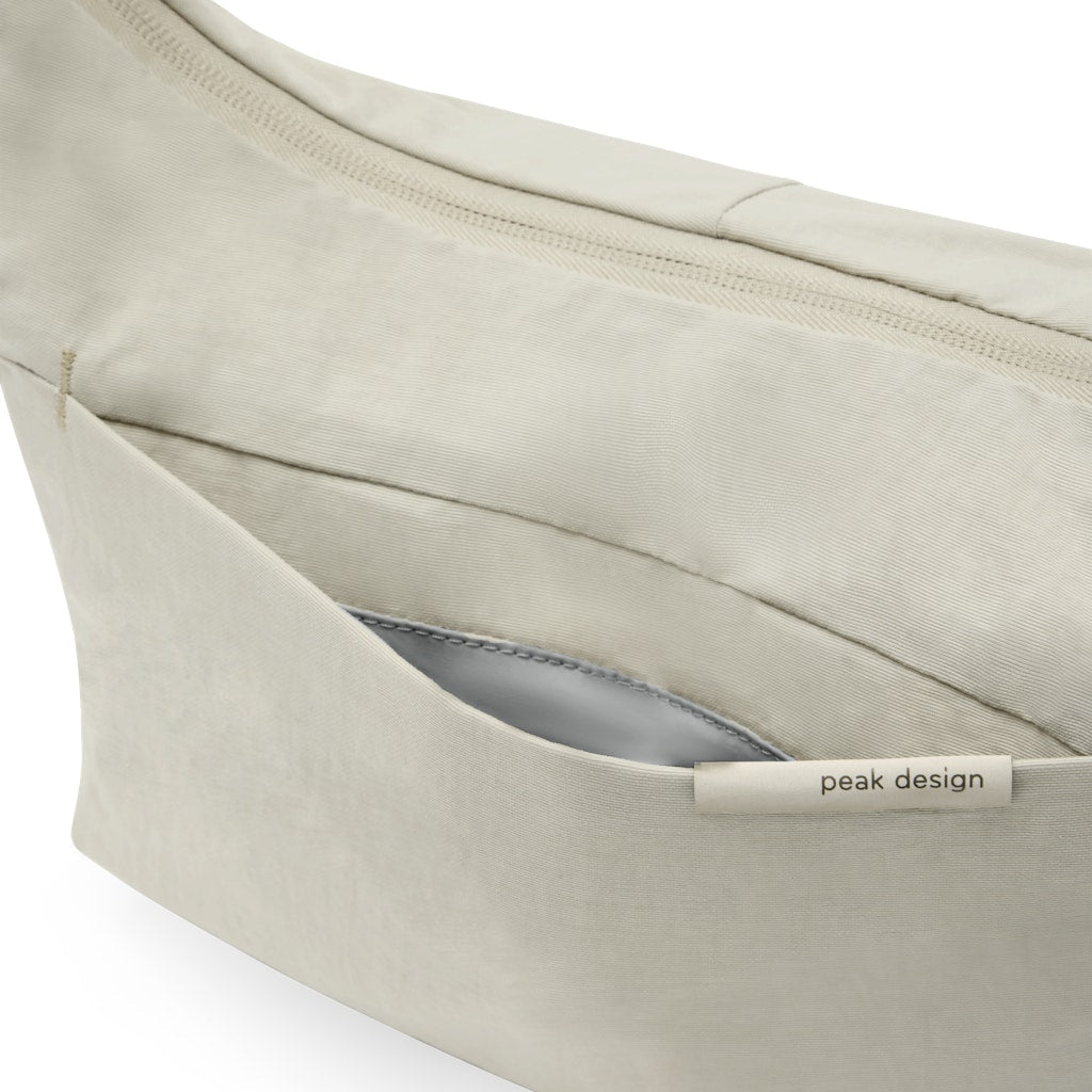Peak Design City Crescent 6L in Moon — angle view 3 # color_Moon