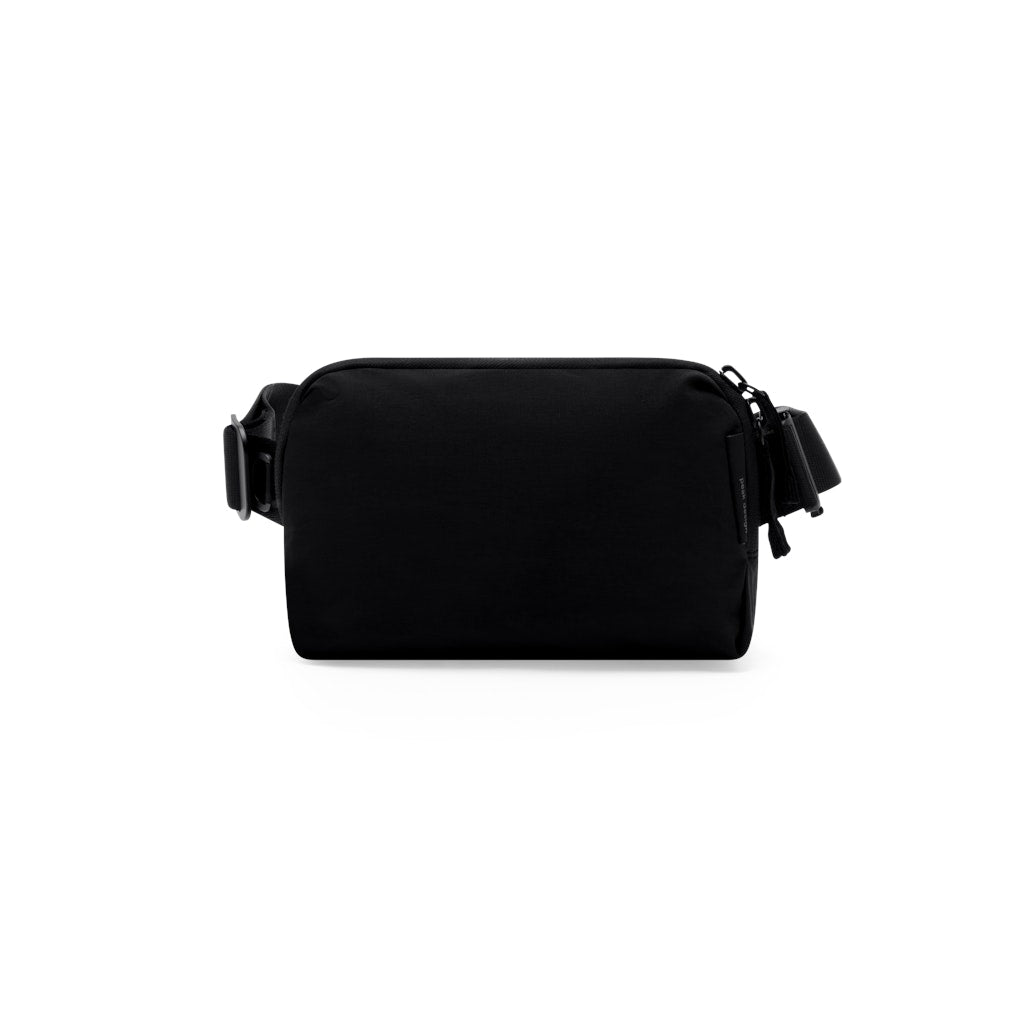 Peak Design City Sling 2L in Black — front view # color_Black