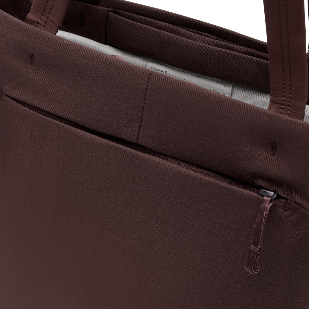 Peak Design City Tote 15L in Eclipse — detail view 5 # color_Eclipse