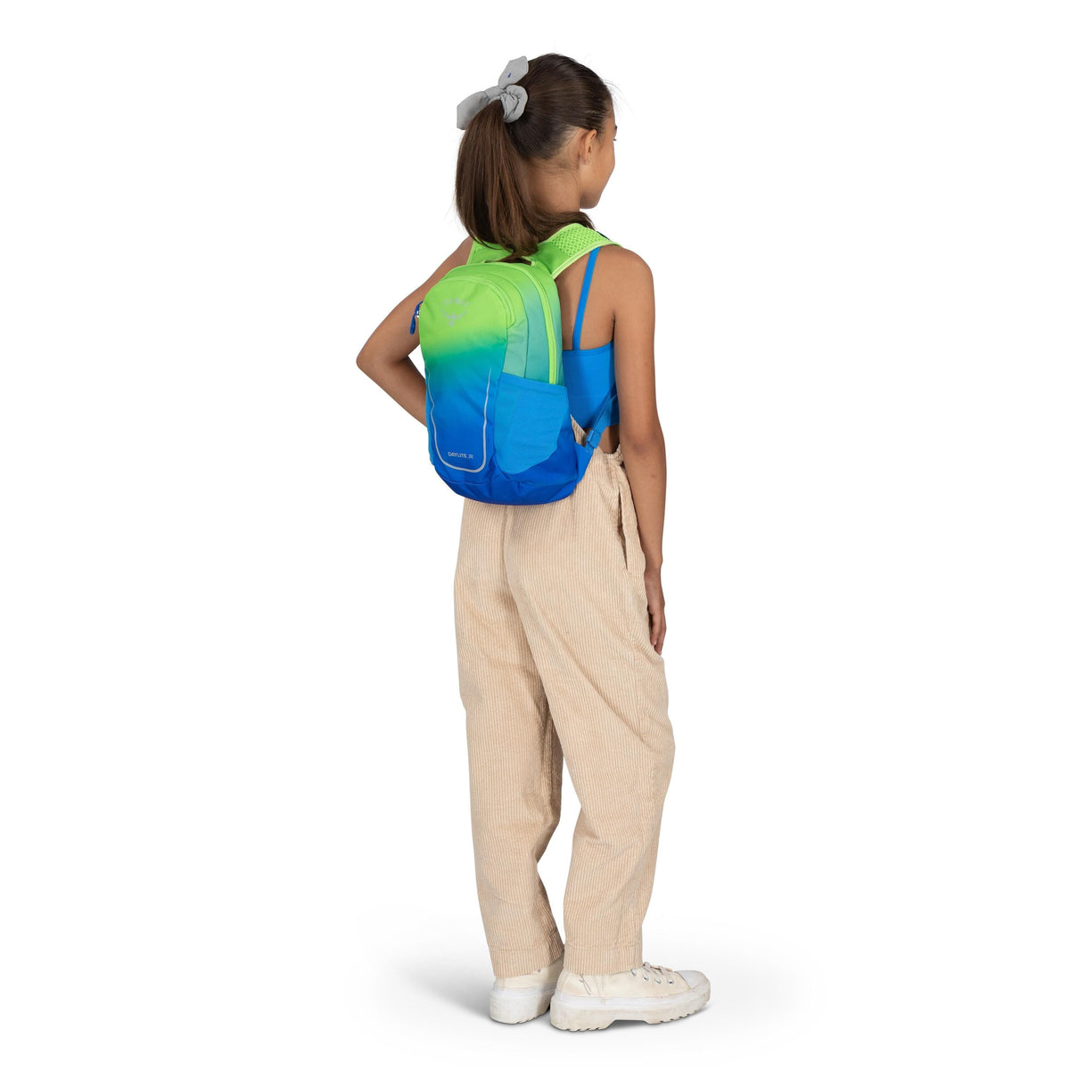 Osprey Daylite JR. 9L in Frost Moon — lifestyle 2