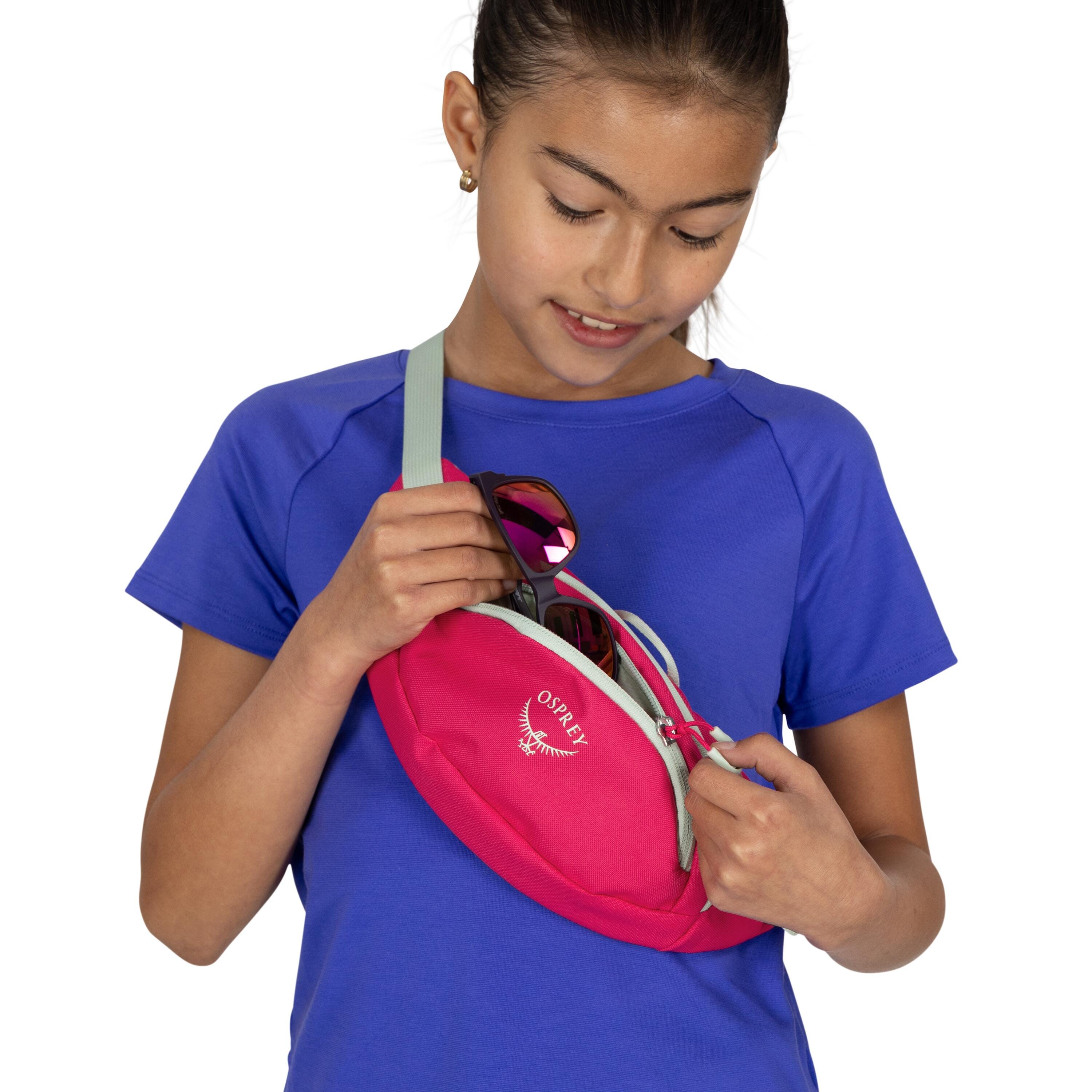 Osprey Daylite Mini Waist Pack 1L in Hotspot Pink — detail view