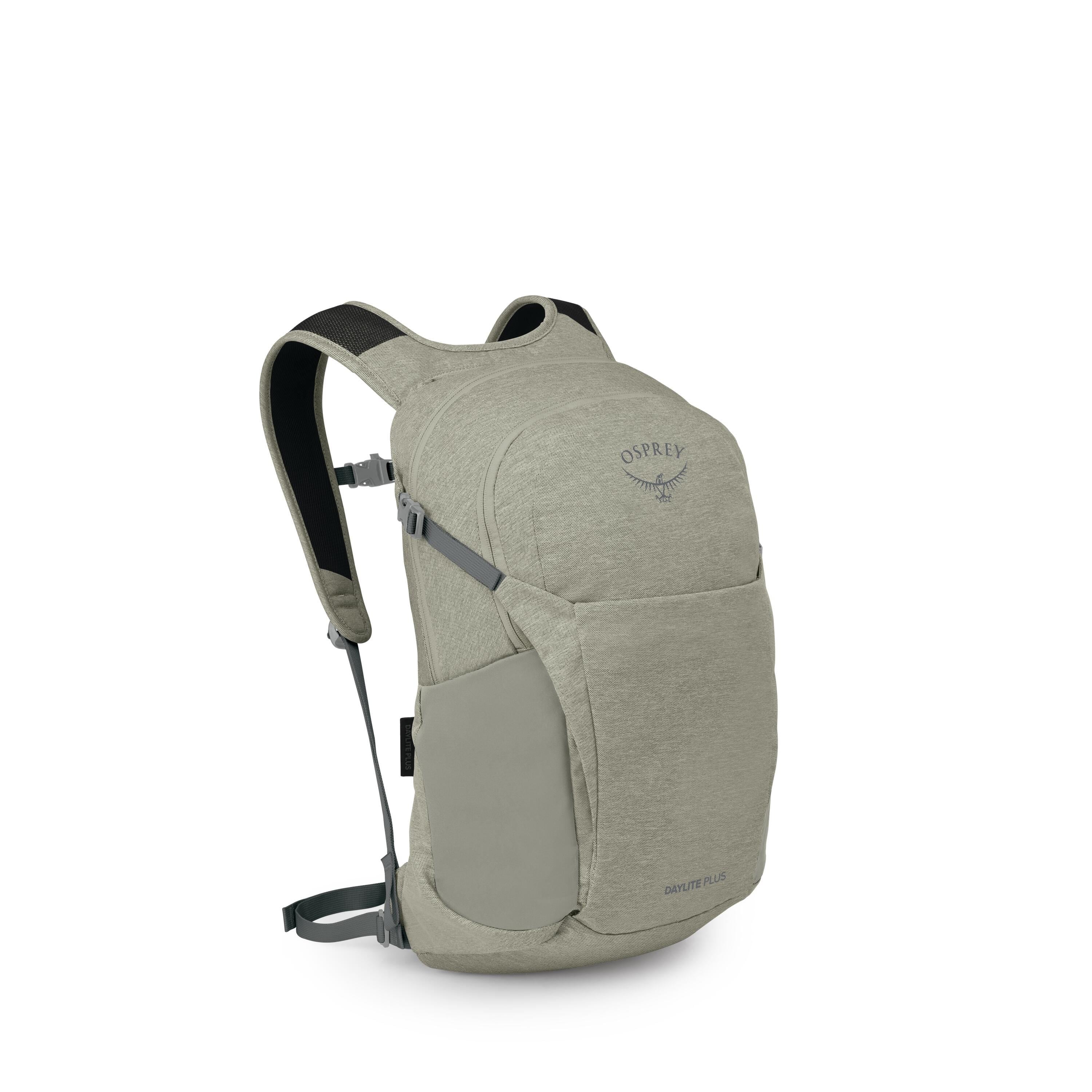 Osprey Daylite Plus Driftshade Backpack 20L in Wolf Grey — angle view 2