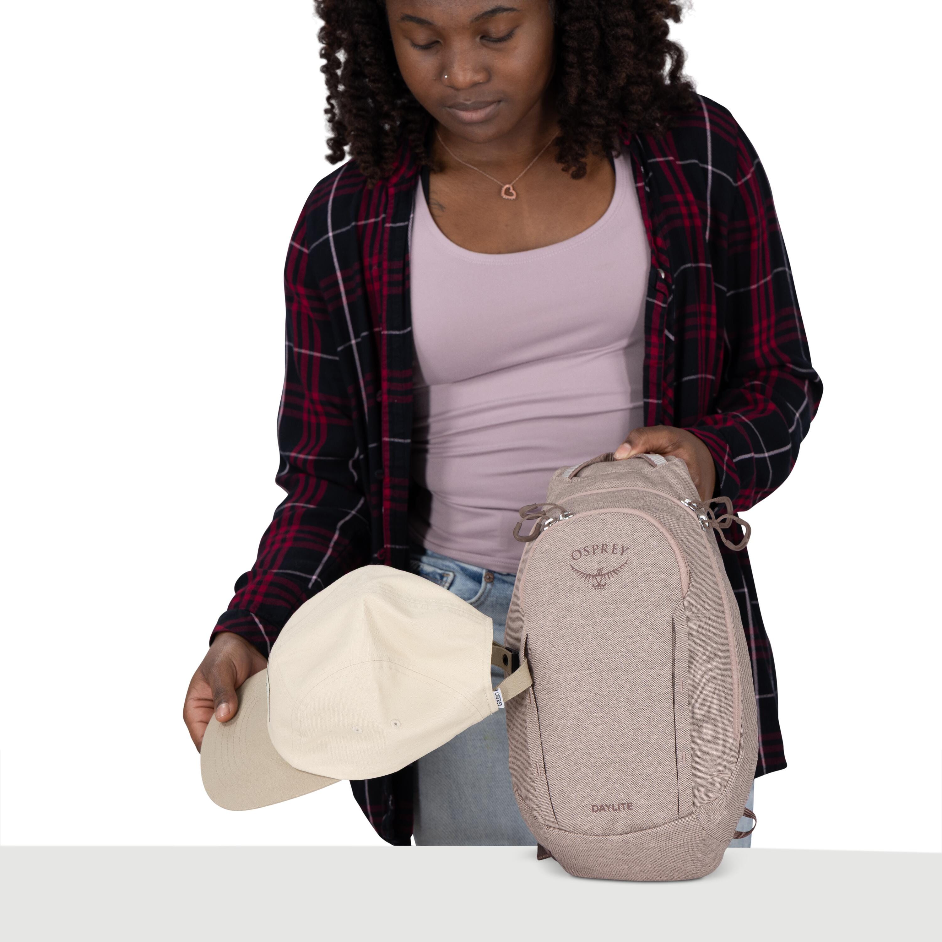 Osprey Daylite Sling Driftshade 5L in Timber Beige — detail view 2