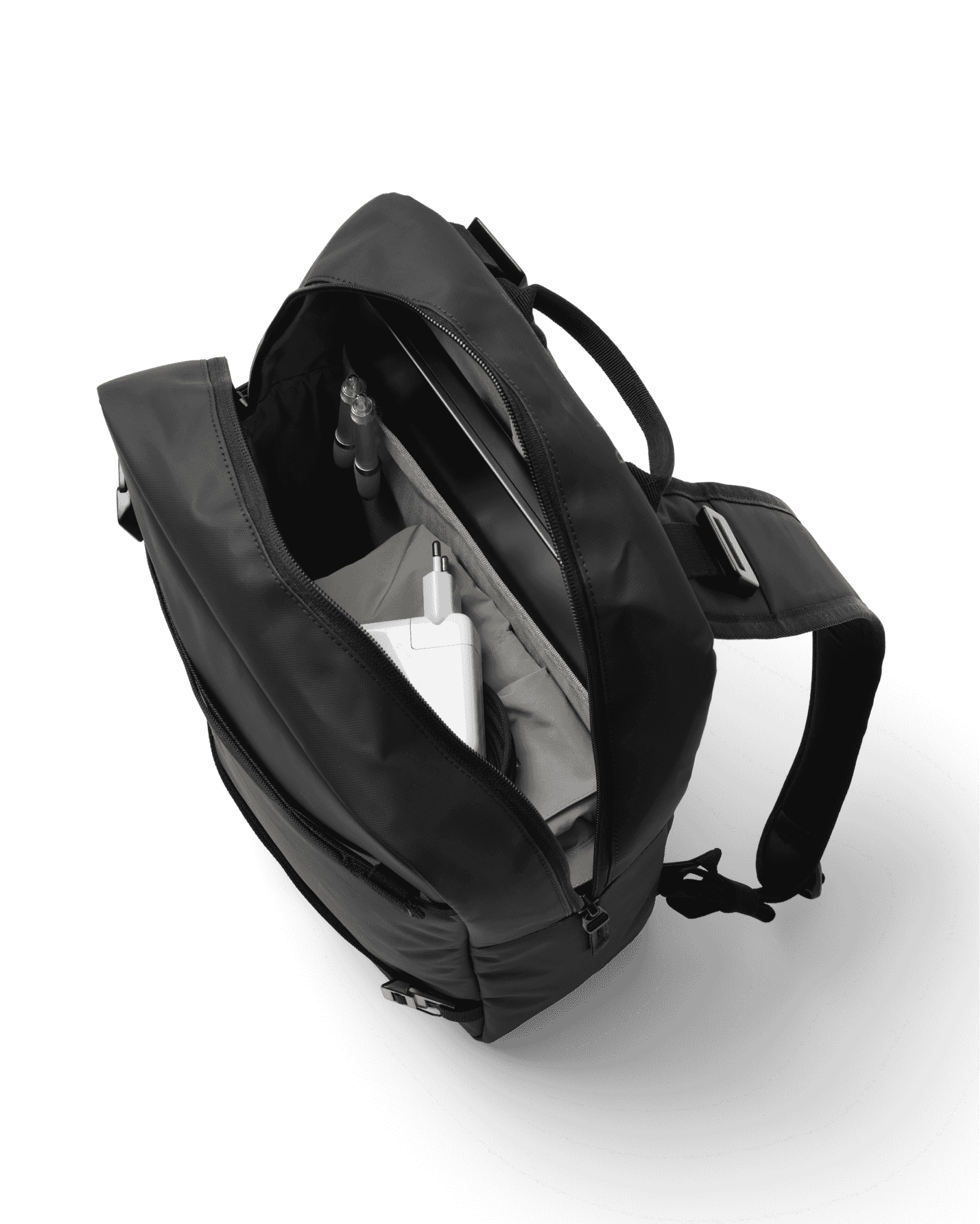 Db Journey Daypack 17L in Charcoal Grey — interior view # color_Charcoal Grey