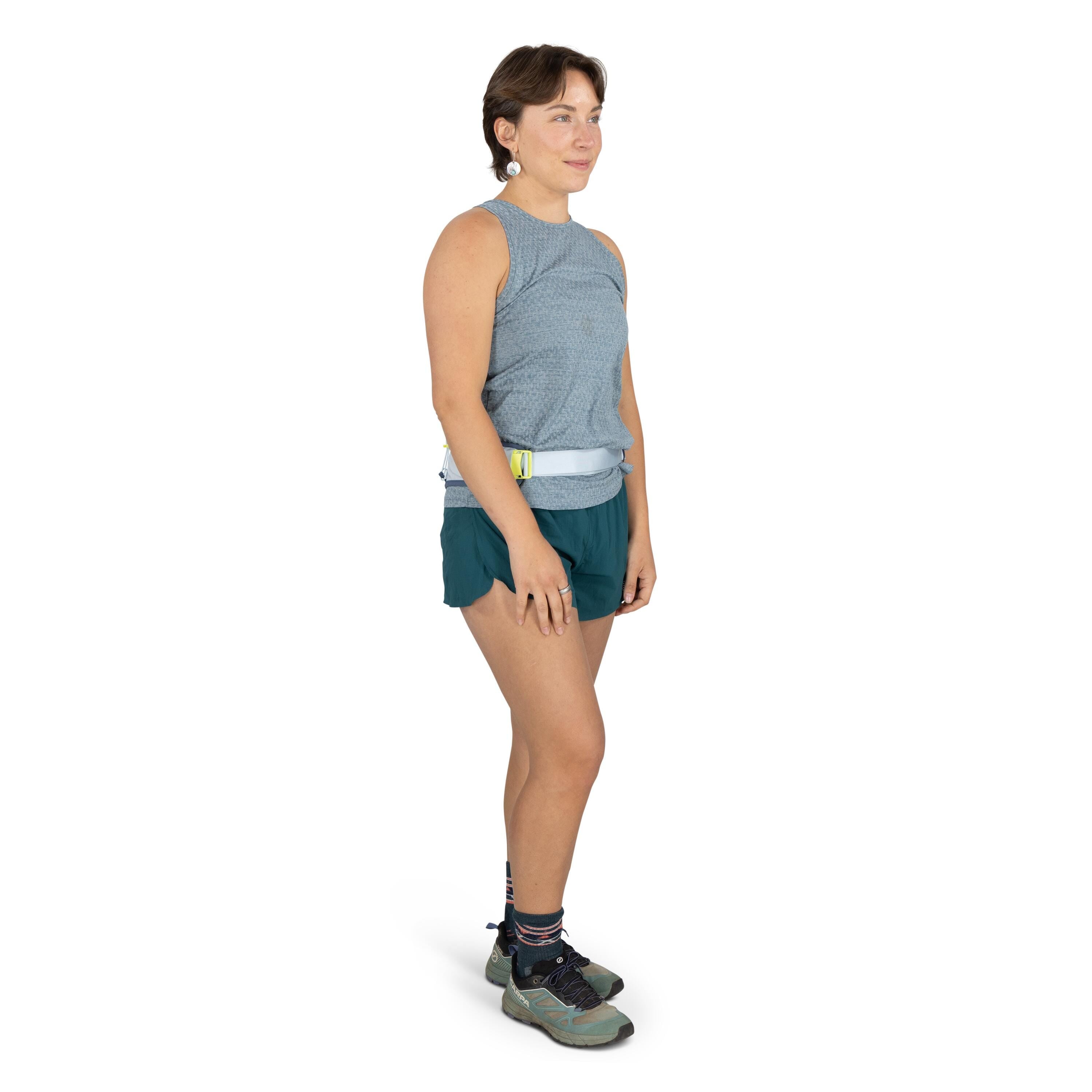 Osprey Duro Dyna LT Running Belt 0.5L in Dawn Blue — lifestyle