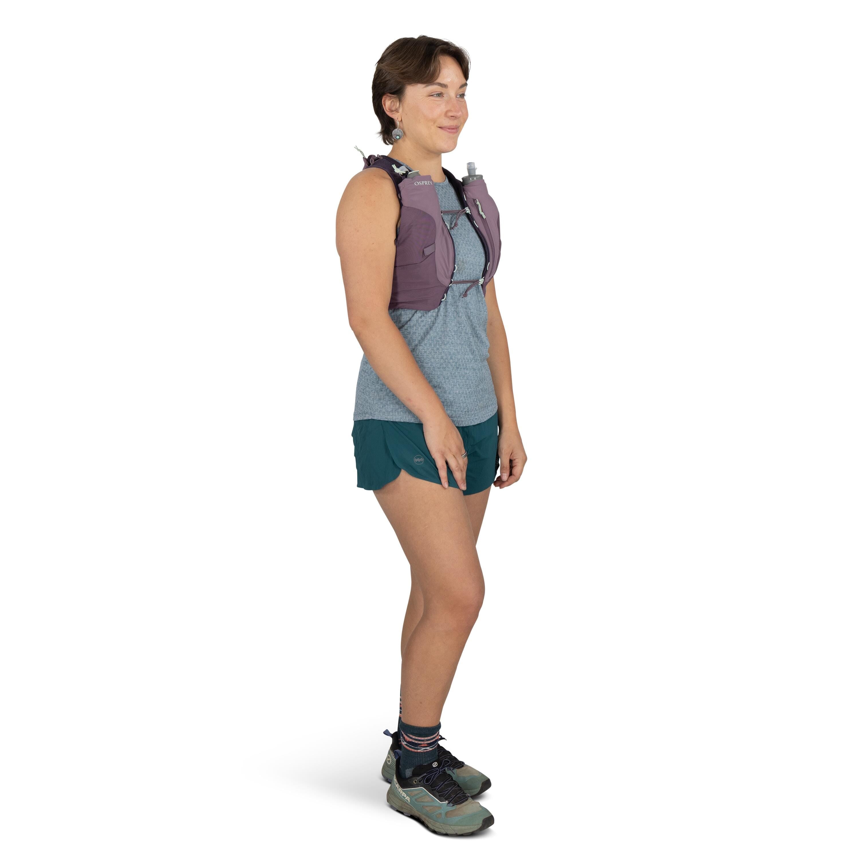 Osprey Dyna 6 Run Hydration Vest 6L in Purple Dusk — lifestyle