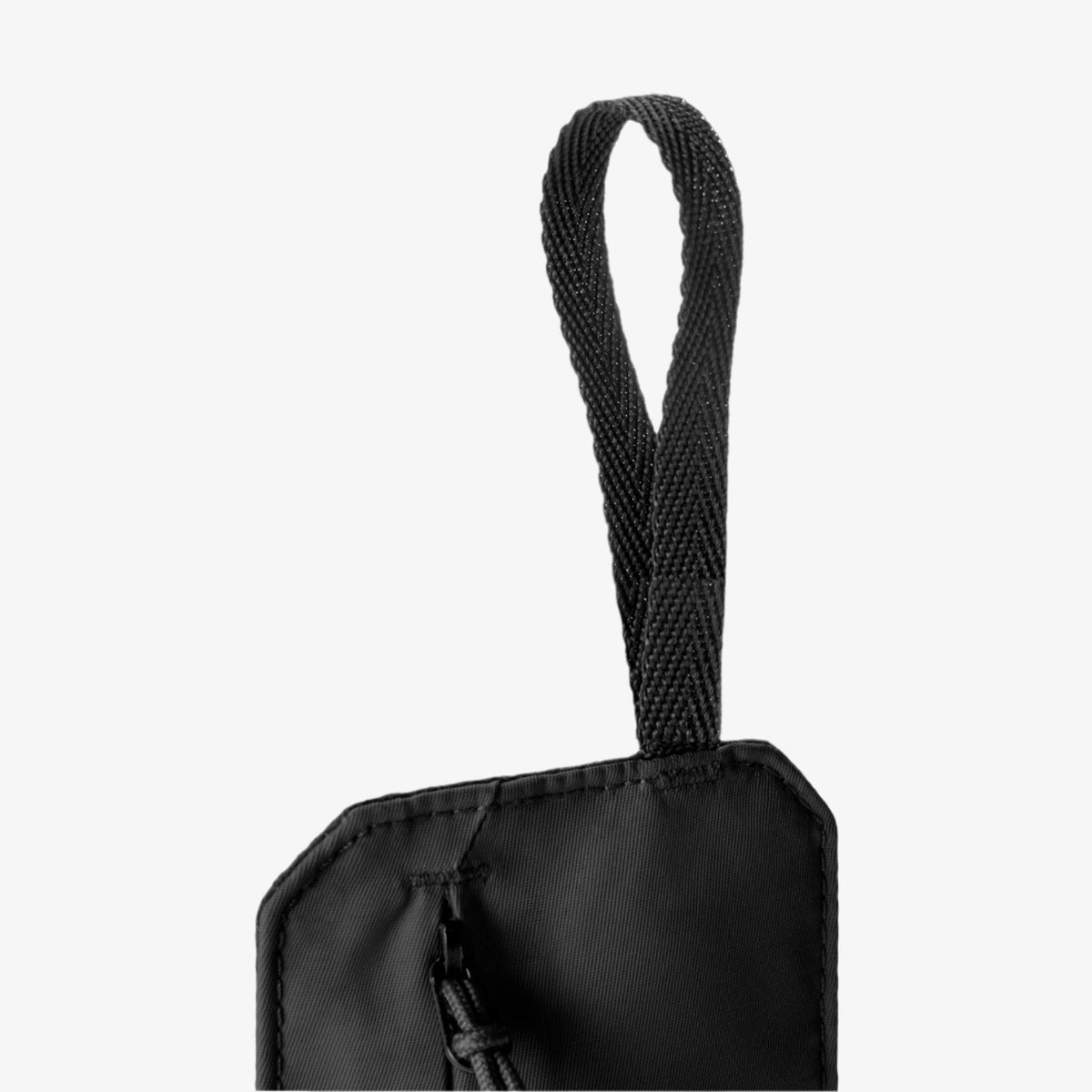 Eagle Creek Undercover RFID Hidden Pocket in Black — angle view 3 # color_Black