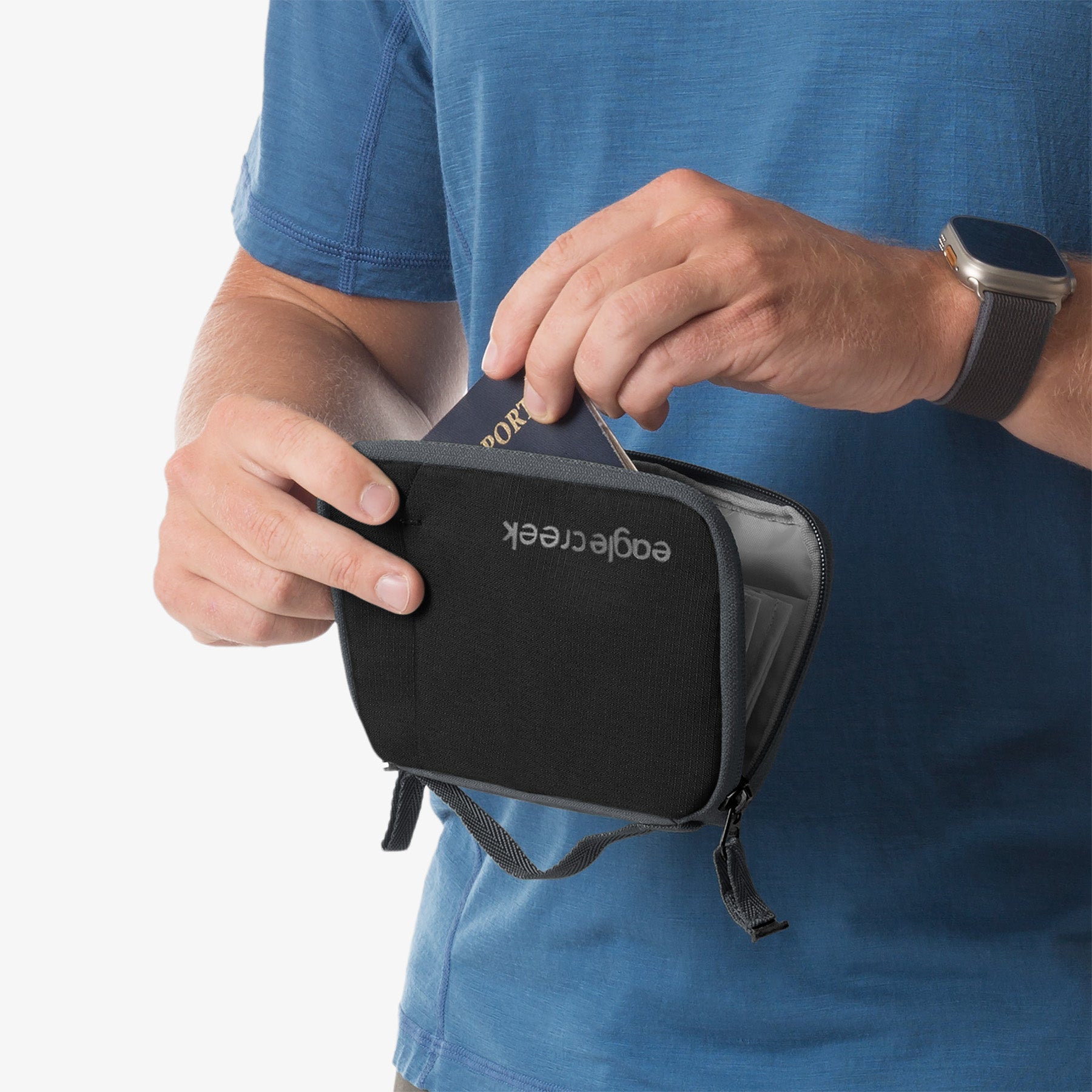 Eagle Creek Stash RFID Passport Wallet in Black — detail view 3