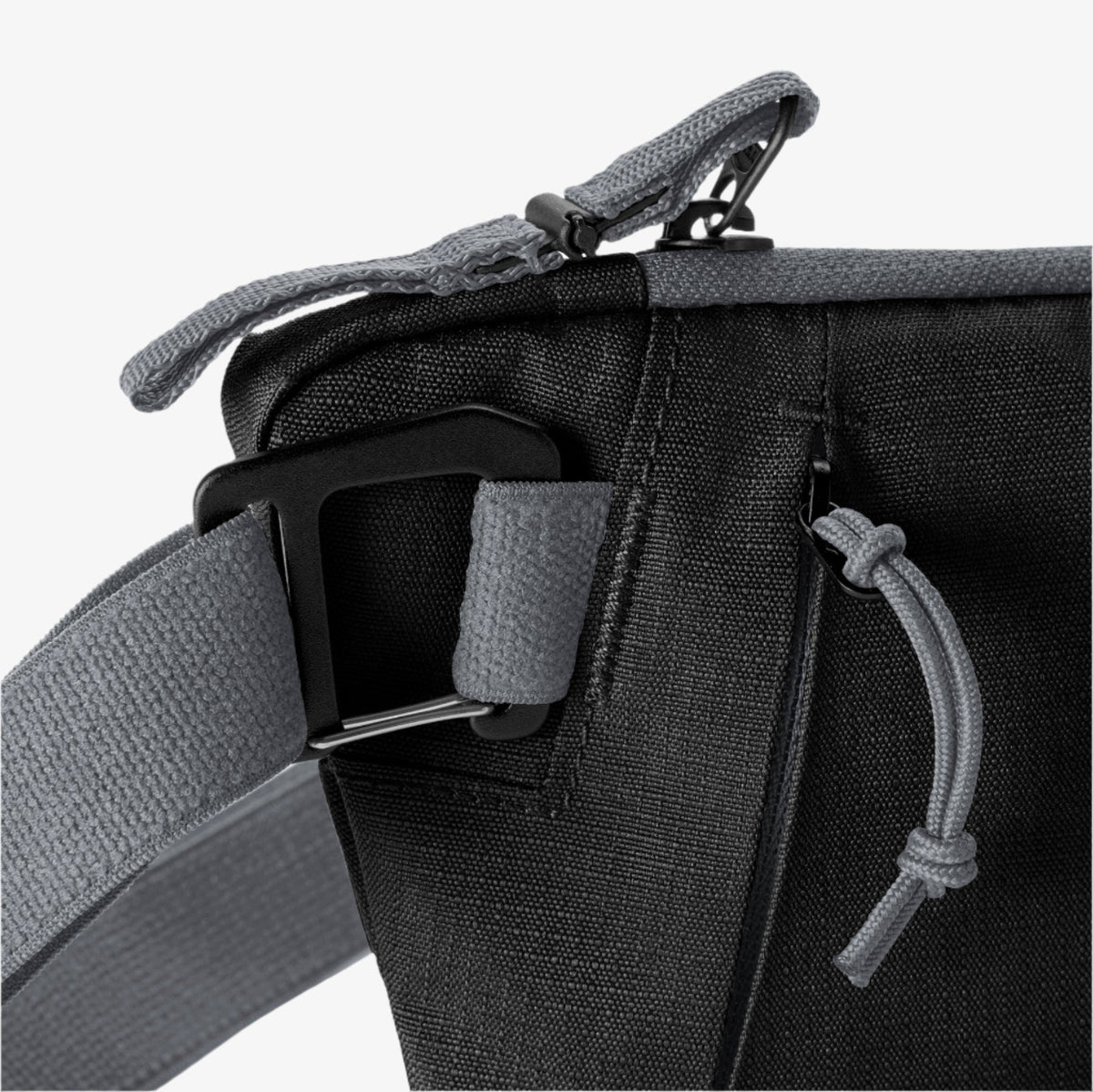 Eagle Creek Stash RFID Sling Bag in Black — angle view 4 # color_Black