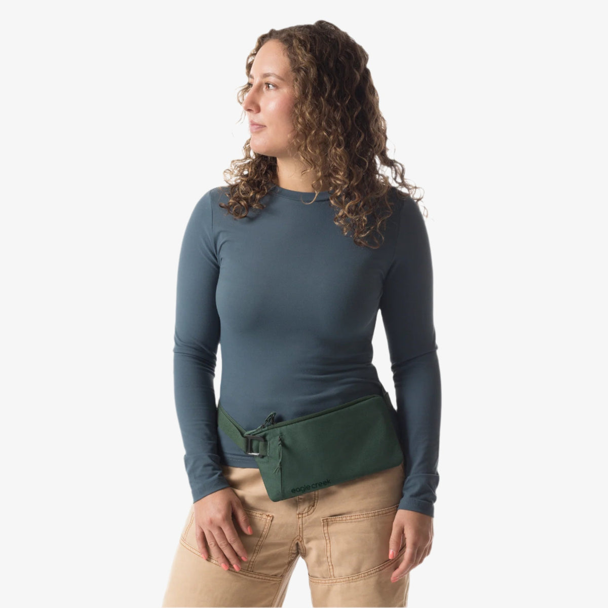 Eagle Creek Stash RFID Sling Bag in Grass Green — detail view 3 # color_Grass Green