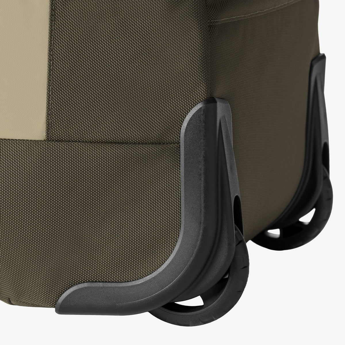 Eagle Creek Cargo Hauler 130L Rolling Duffel Bag in Desert Tan — interior view # color_Desert Tan
