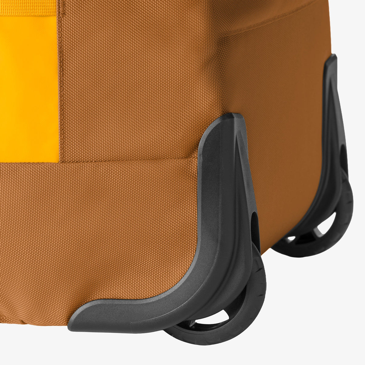 Eagle Creek Cargo Hauler 130L Rolling Duffel Bag in Citrus Orange — interior view # color_Citrus Orange