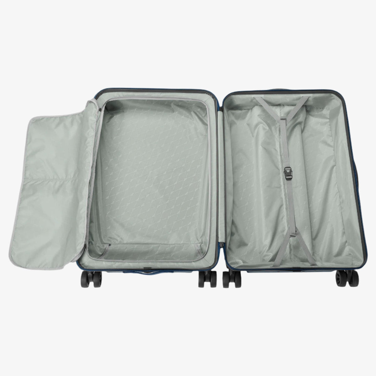 Eagle Creek Tarmac 29"/95L Luggage in Blue Jay — detail view 3 # color_Blue Jay
