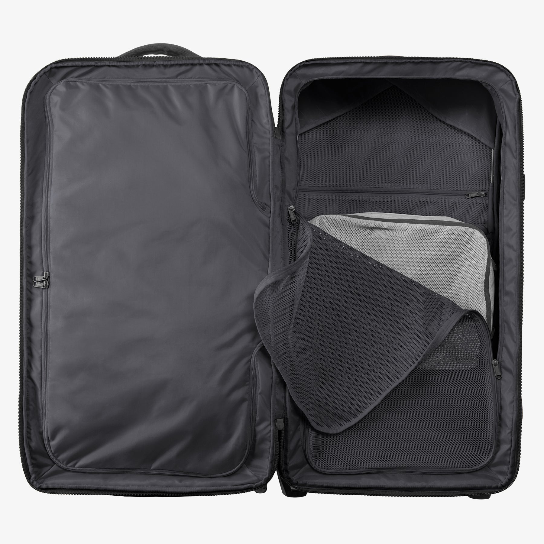 Eagle Creek ORV 30"/115L Trunk in Black — angle view 2
