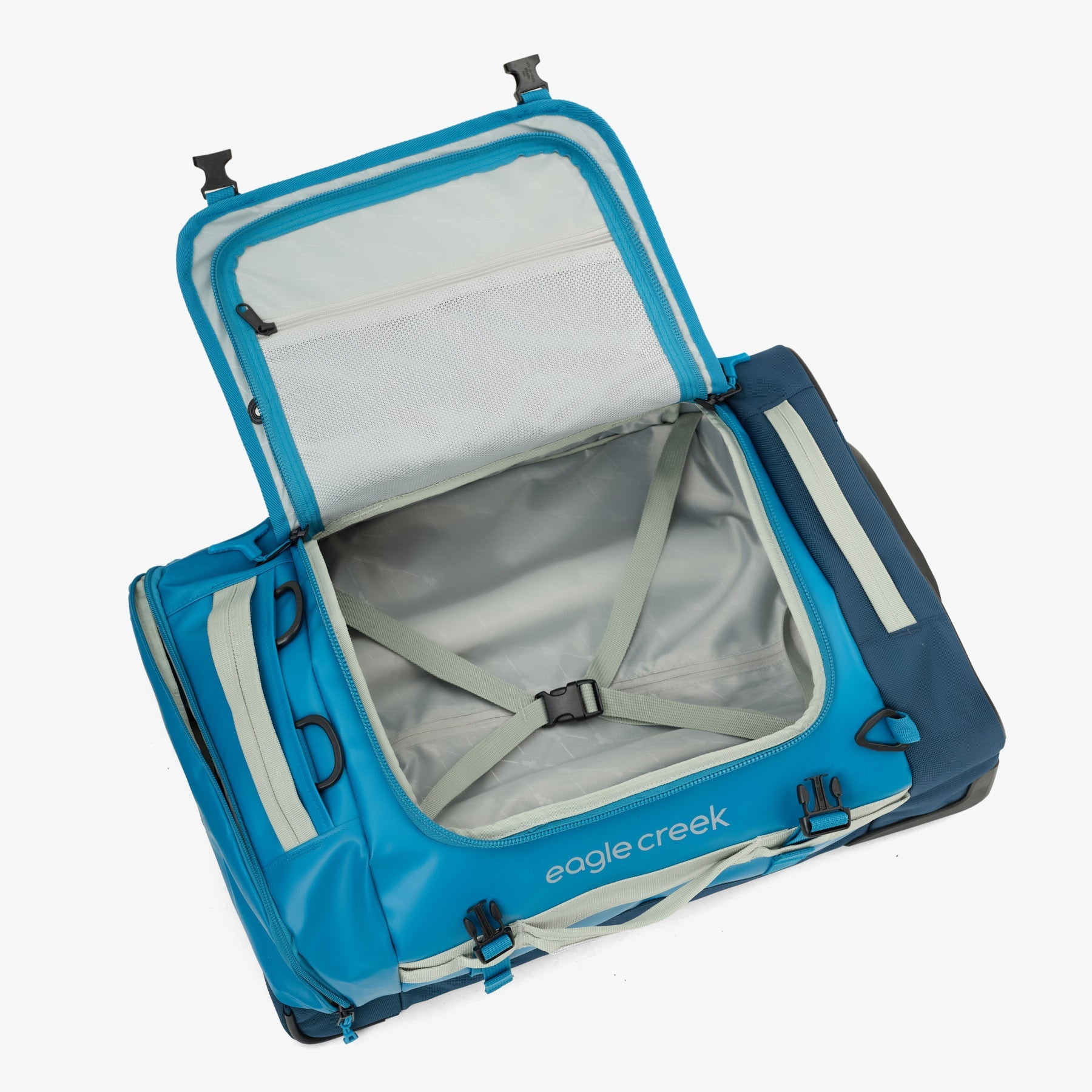 Eagle Creek Cargo Hauler XT 21.5"/32L Wheeled International Carry-On Duffel in Harbor Blue — angle view 3