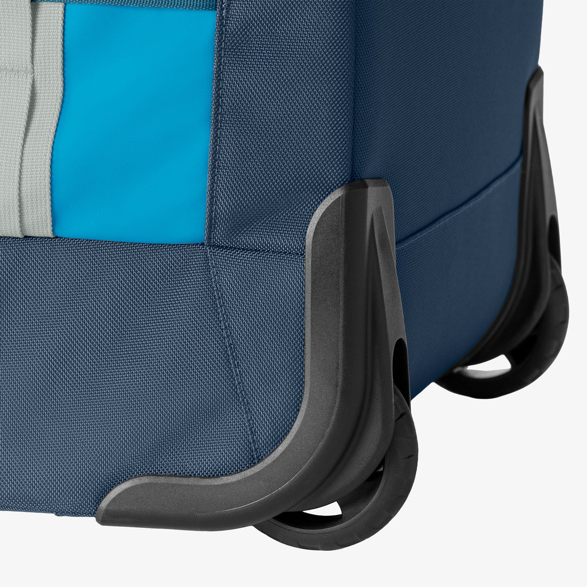 Eagle Creek Cargo Hauler XT 29"/90L Wheeled Duffel in Harbor Blue — interior view # color_Harbor Blue