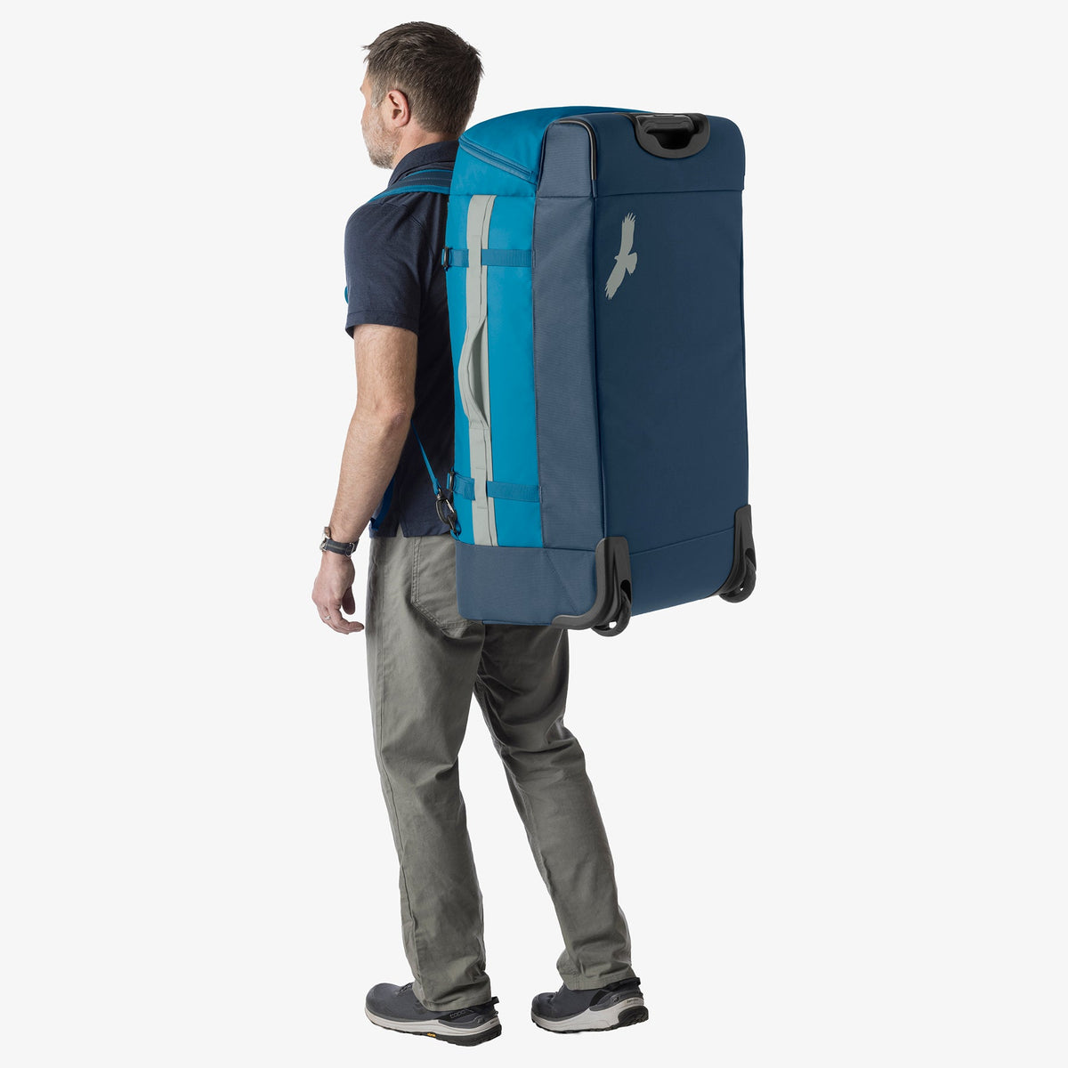 Eagle Creek Cargo Hauler XT 32"/120L Wheeled Duffel in Harbor Blue — detail view 2 # color_Harbor Blue