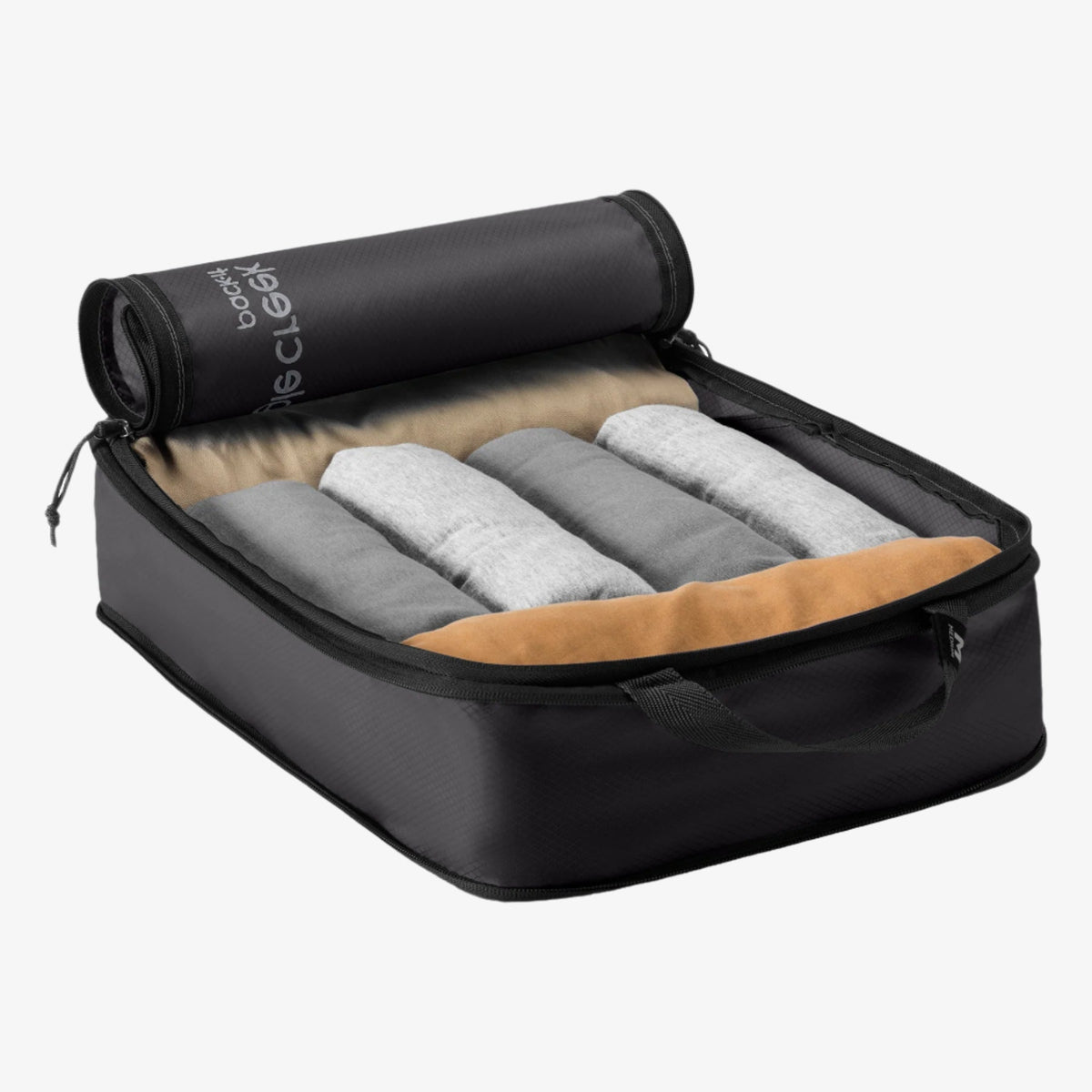 Eagle Creek Pack-It Isolate Carry-On Packing Cube Set in Black — angle view 5 # color_Black