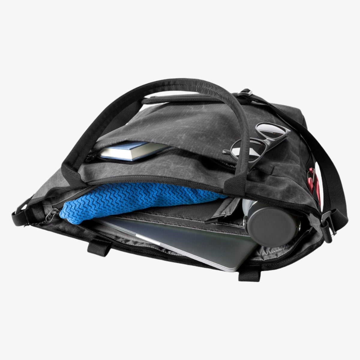 Eagle Creek Explore Tote Bag in Black — interior view # color_Black