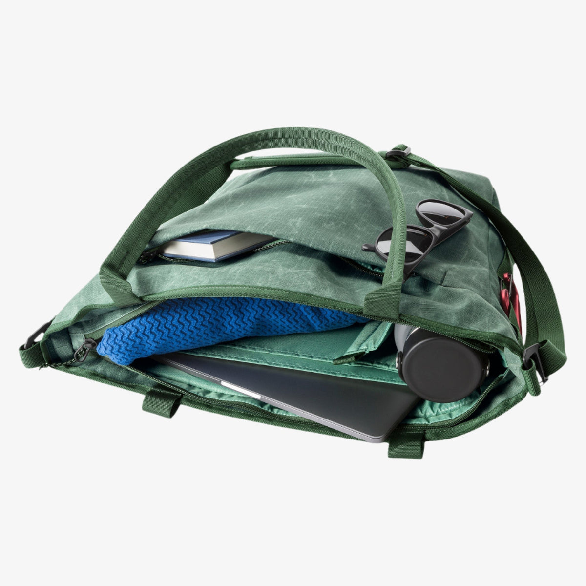 Eagle Creek Explore Tote Bag in Grass Green — interior view # color_Grass Green