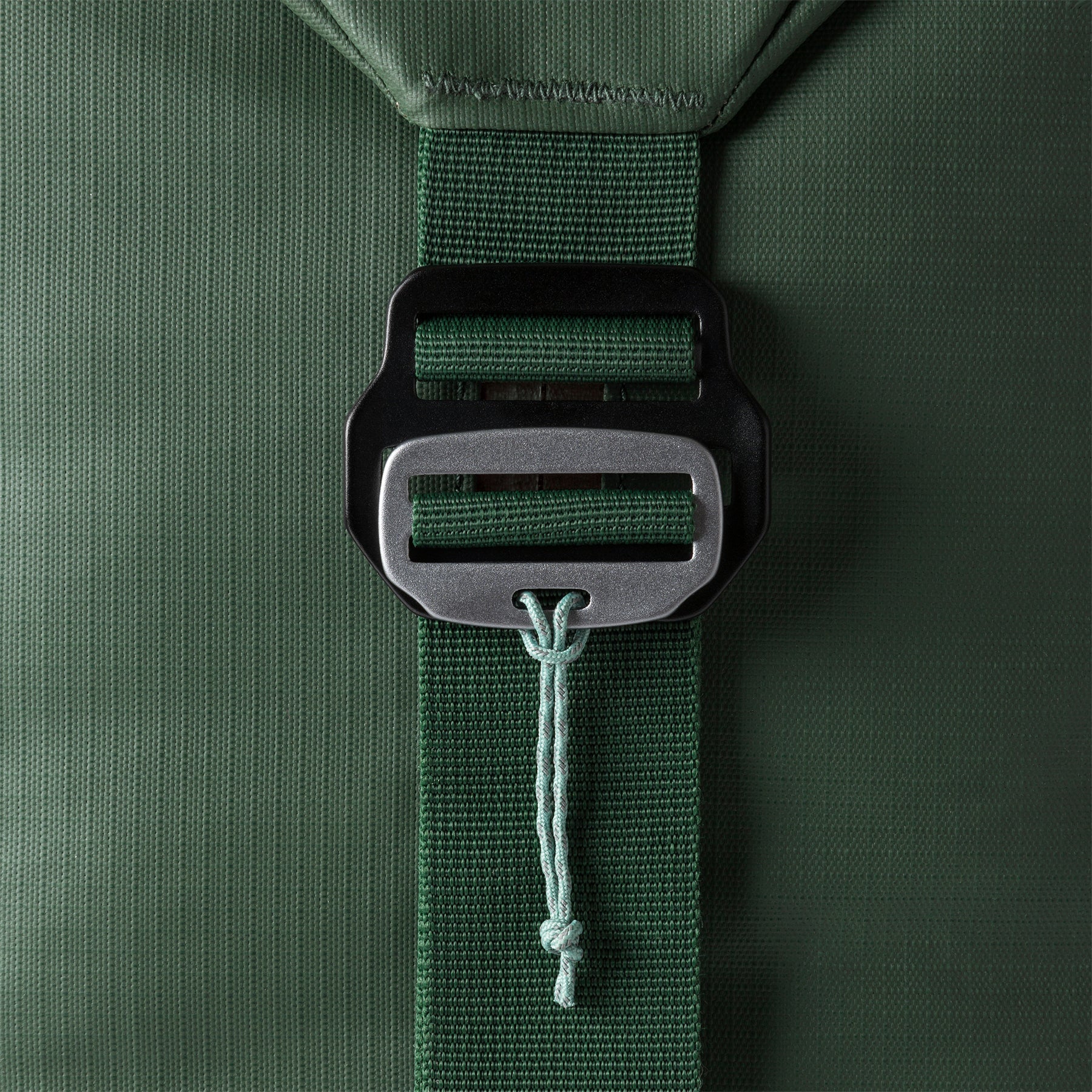 Eagle Creek Tour Travel Pack 40L in Jungle Green — interior view