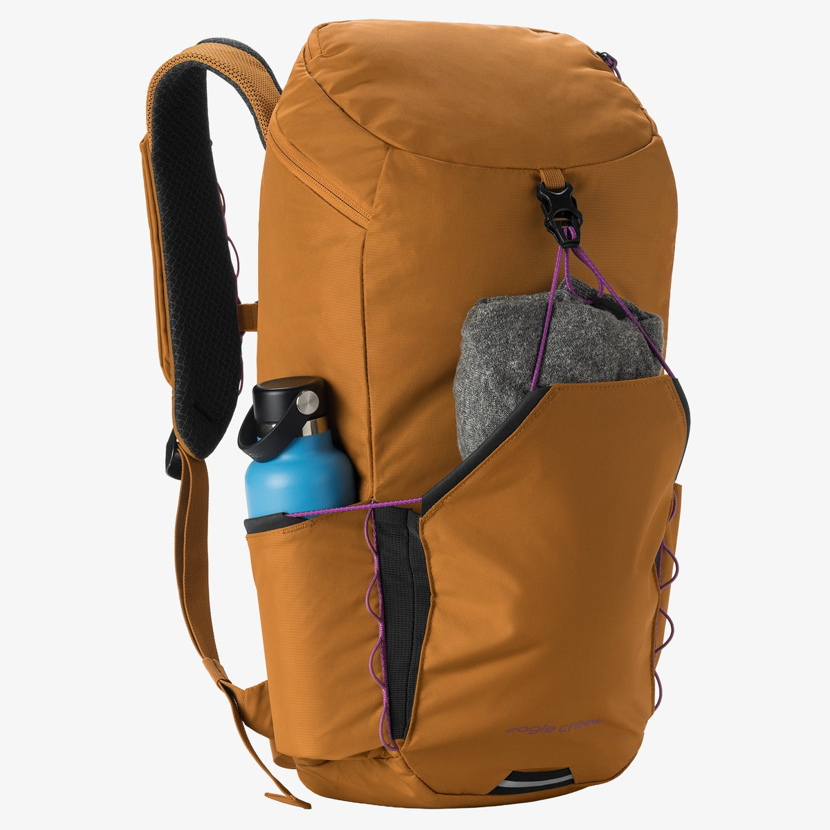 Eagle Creek Ranger Backpack 26L in Iron Orange — angle view 4 # color_Iron Orange