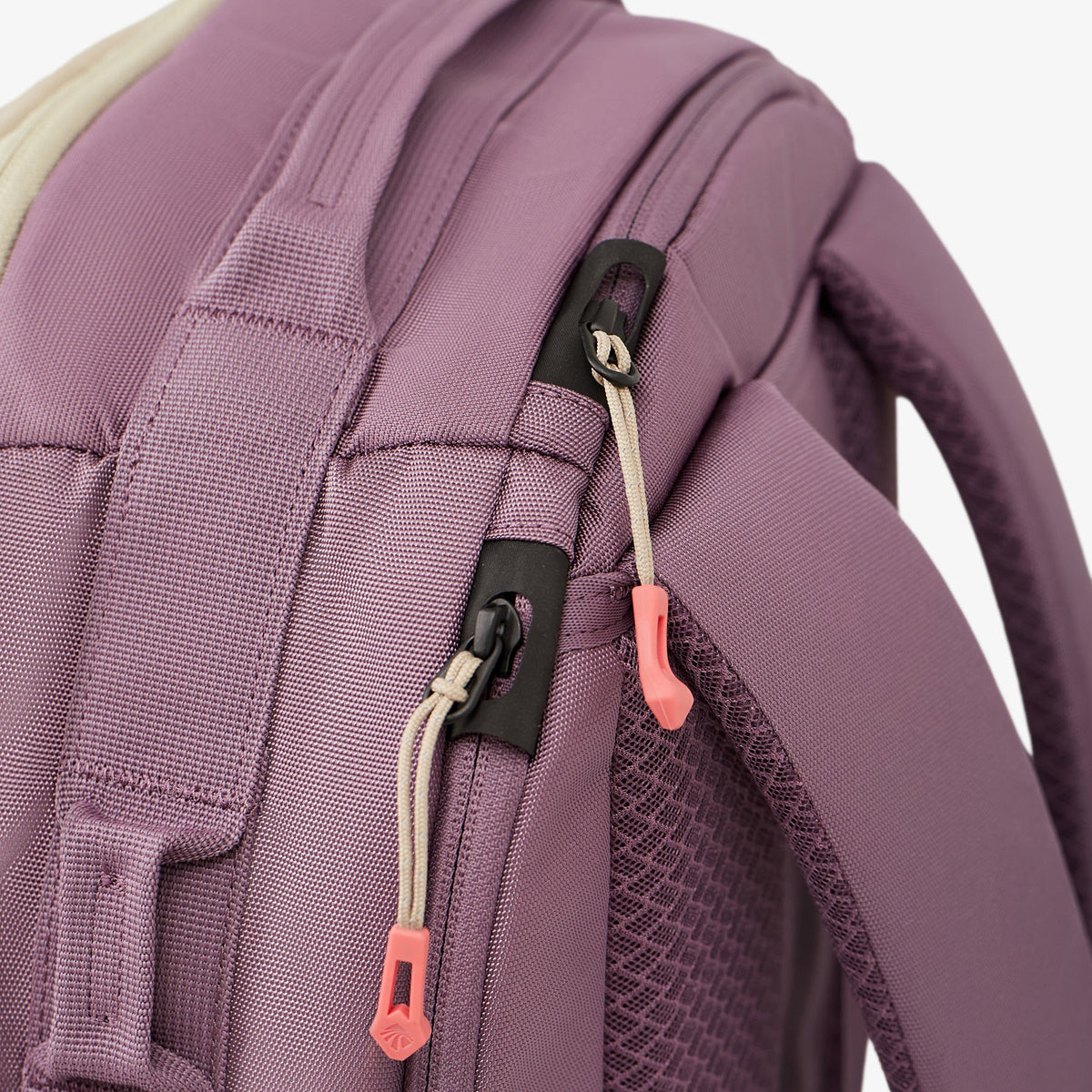 Eagle Creek Tour Lite Travel Pack 28L in Desert Violet — detail view 3 # color_Desert Violet
