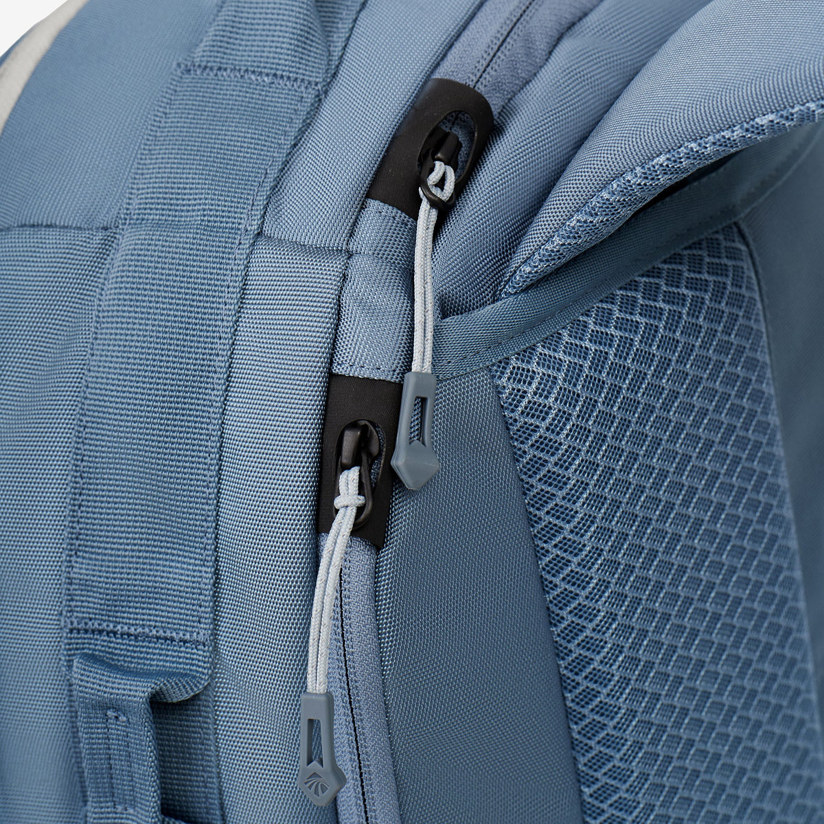Eagle Creek Tour Lite Travel Pack 38L in Shadow Blue — interior view # color_Shadow Blue