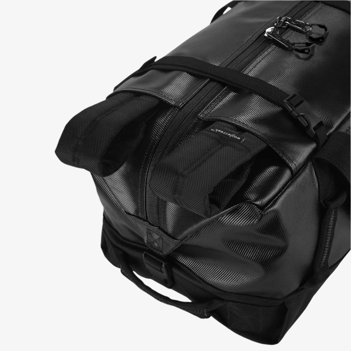 Eagle Creek Migrate 130L Rolling Duffel Bag in Midnight Black — interior view # color_Midnight Black