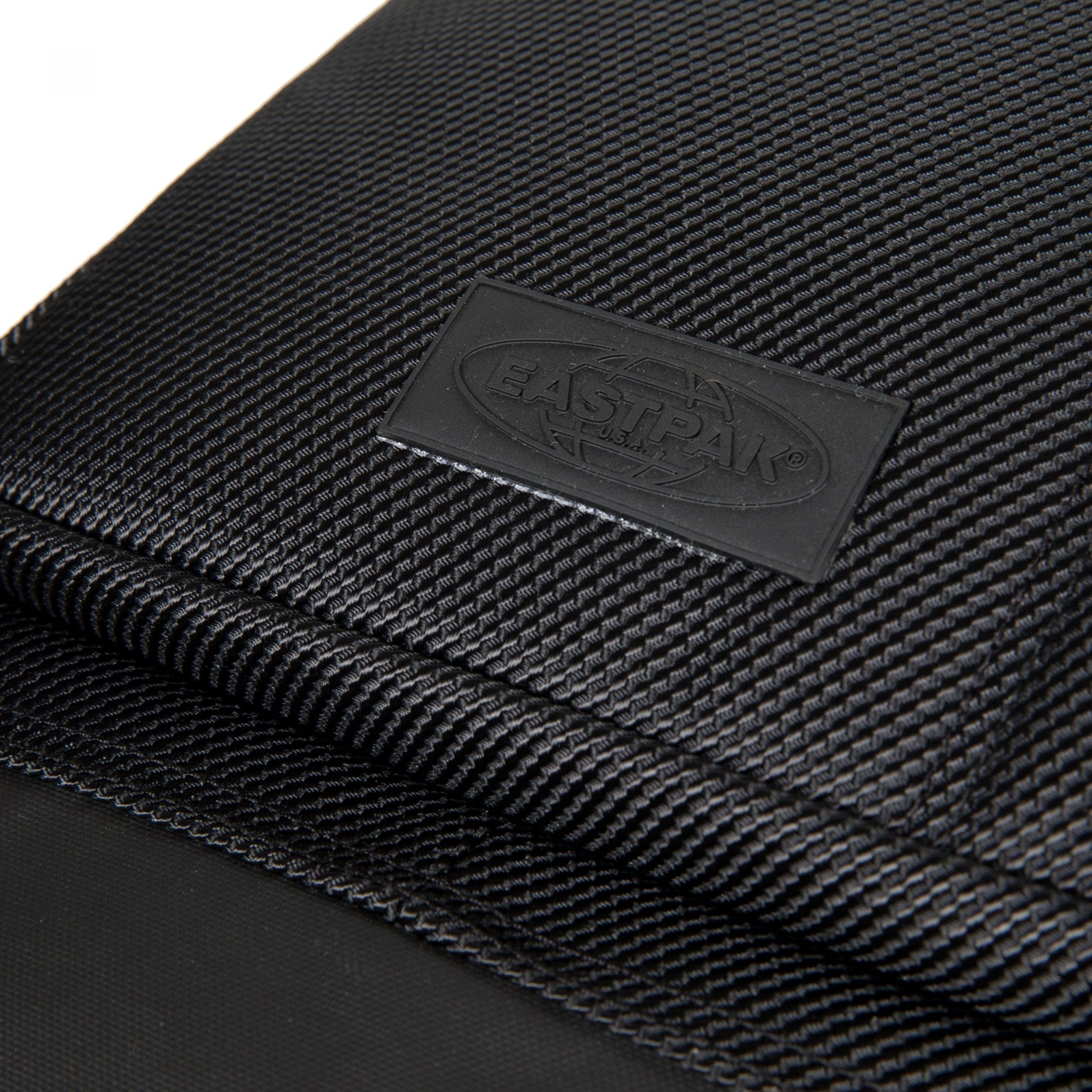 Eastpak Tecum L Backpack 22L in CNNCT Coat — detail view 2 # color_CNNCT Coat