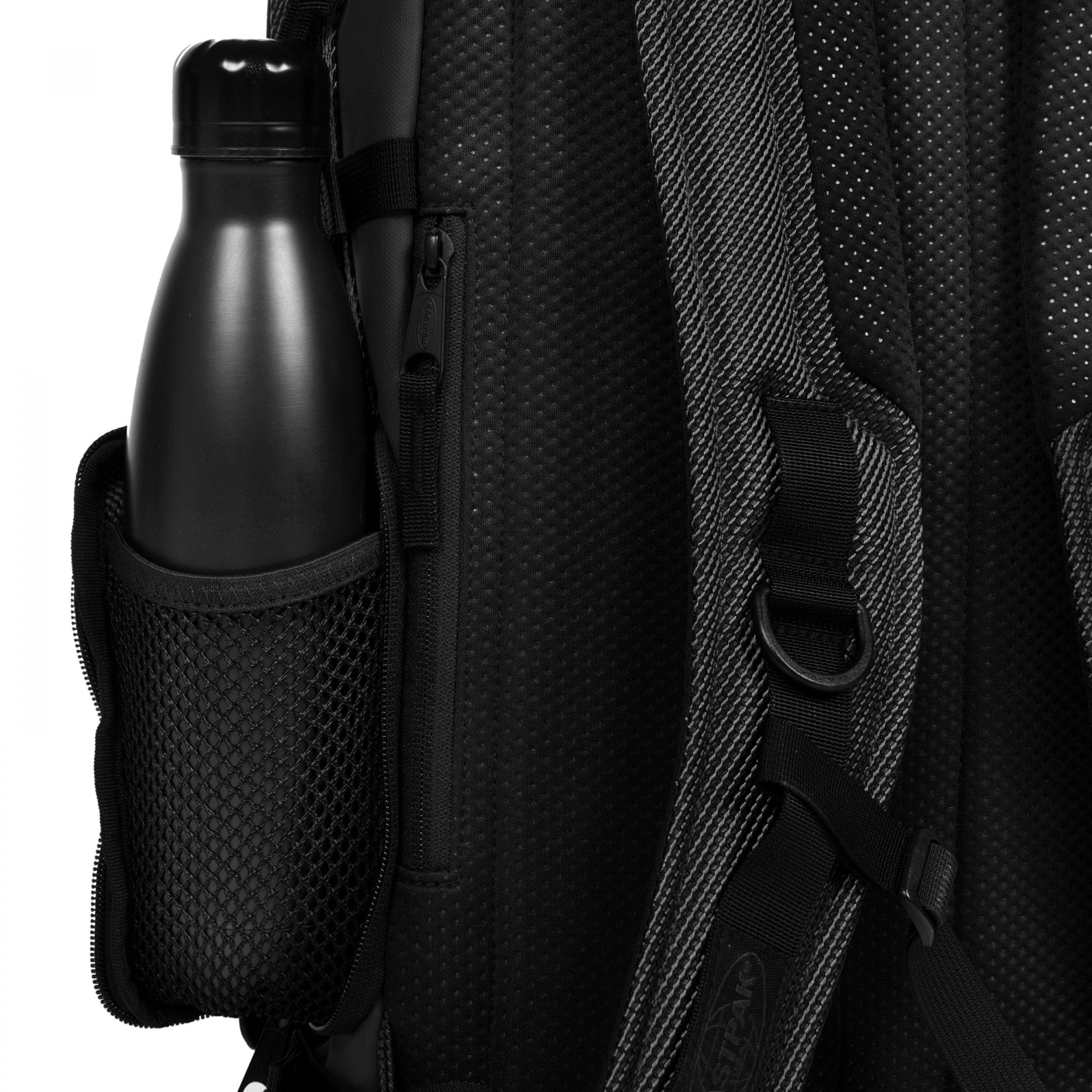 Eastpak Tecum L Backpack 22L in CNNCT Coat — detail view 4 # color_CNNCT Coat