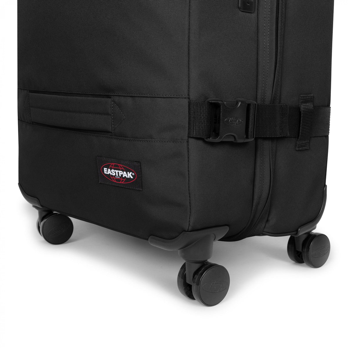 EastPak Transit'R 4 Medium Spinner Luggage  | 68 L in Black — angle view 3