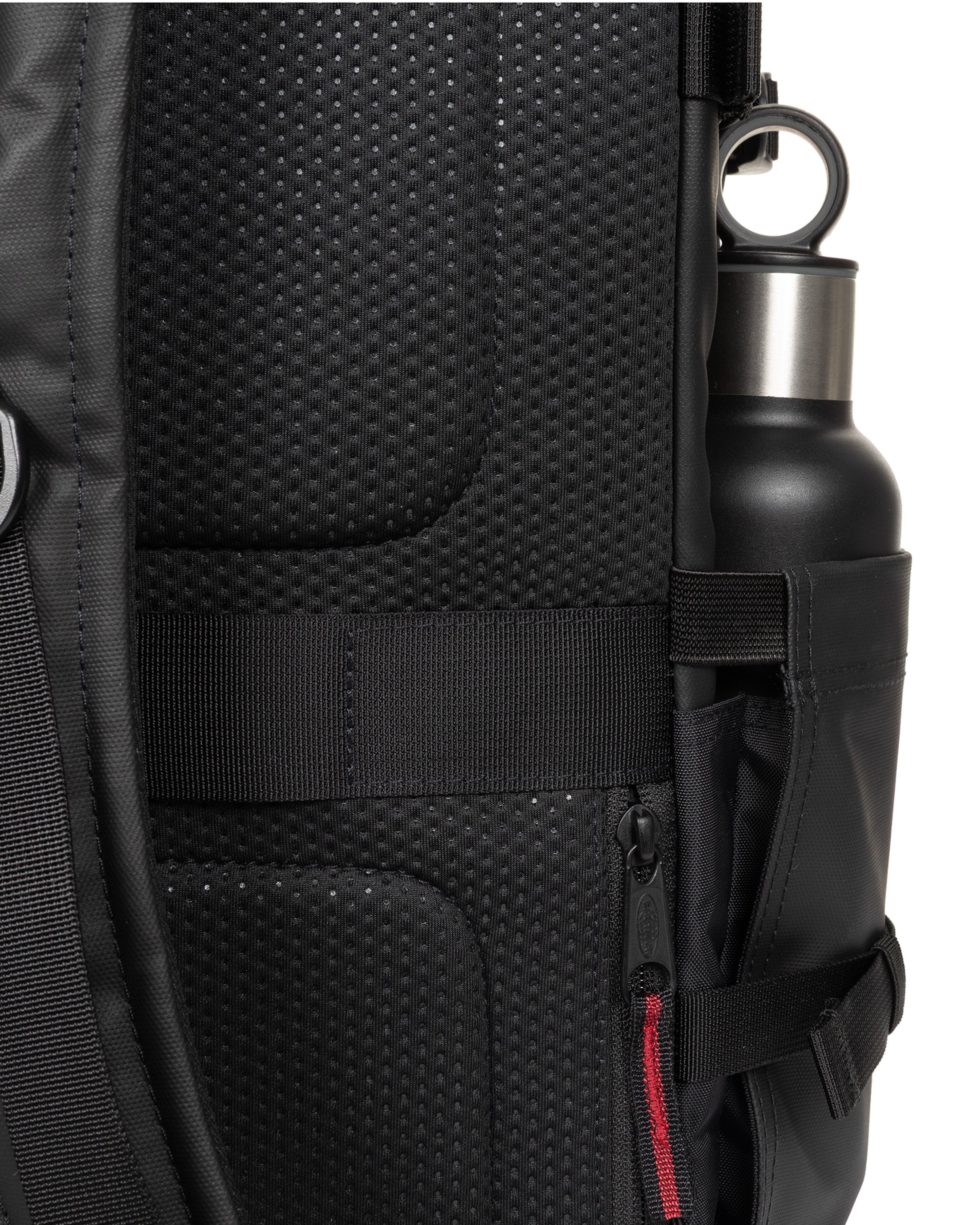 Eastpak CNNCT Travelpack Backpack 34L in CNNCT Top Black — detail view # color_CNNCT Top Black