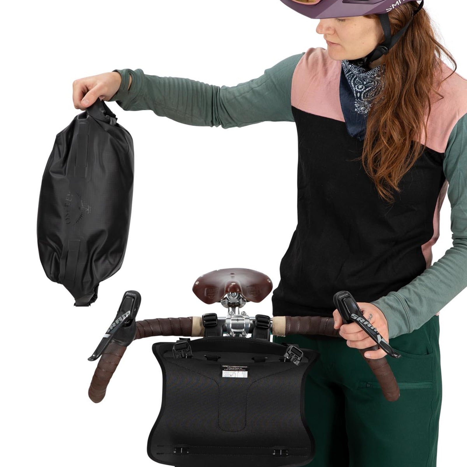Osprey Escapist Handlebar Bag Large 10L in Black — detail view