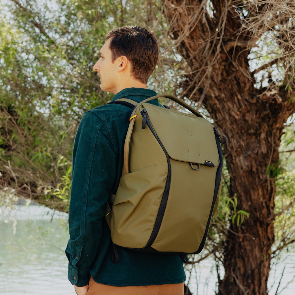 Peak Design Everyday Backpack 30L in Kelp — lifestyle