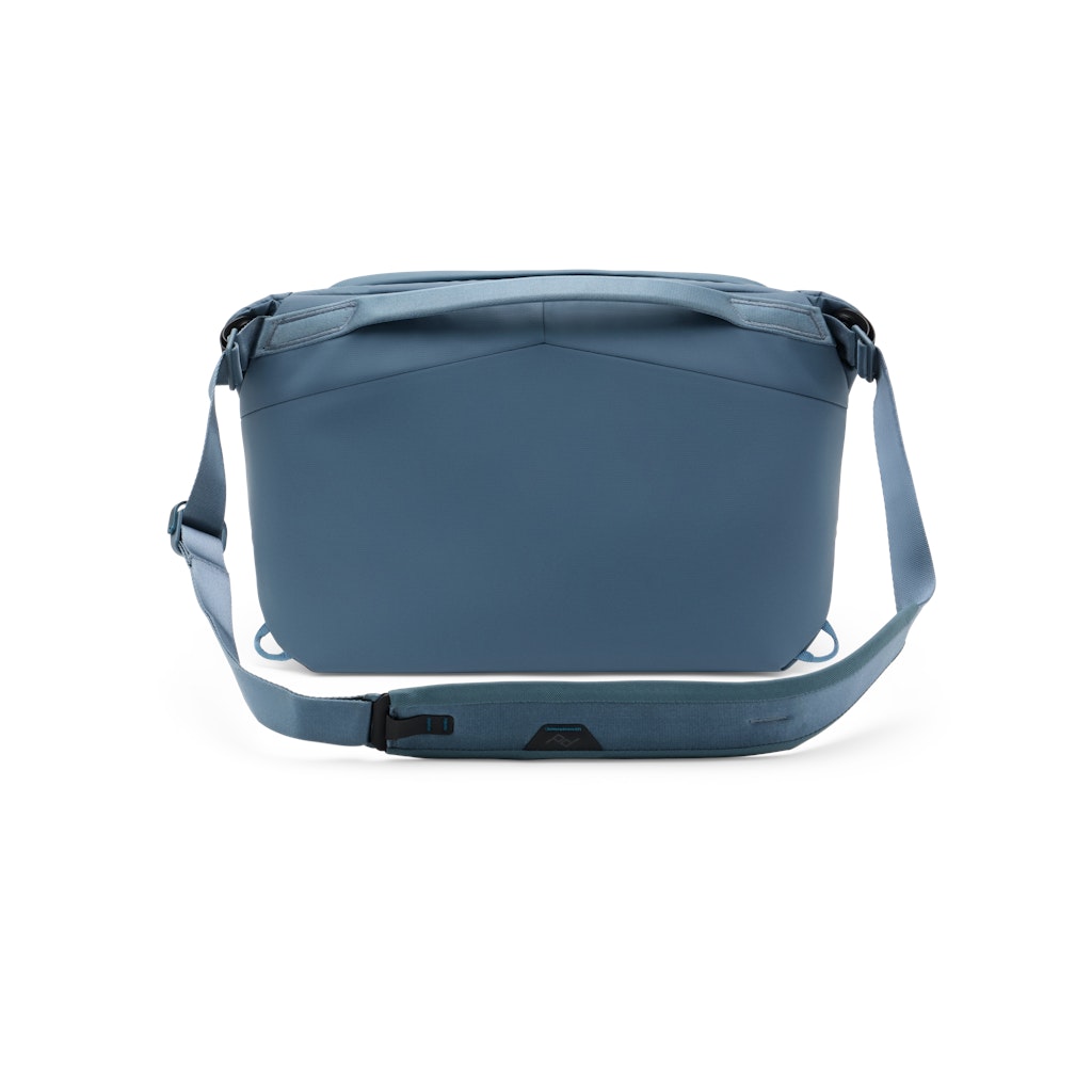 Peak Design Everyday Sling 10L in Ocean — detail view # color_Ocean