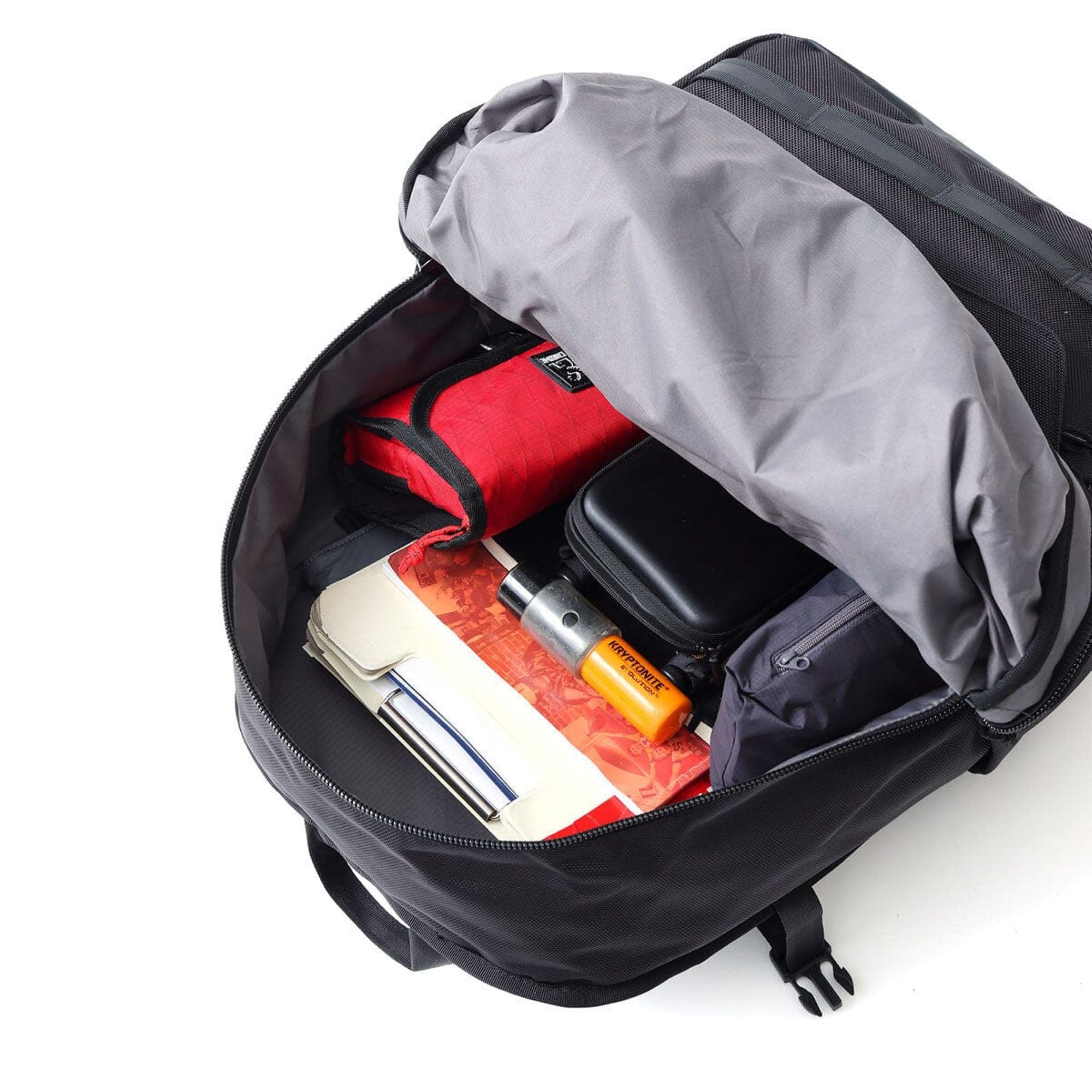 Chrome Industries Extlek Pack 24L in Black — interior view 2 # color_Black