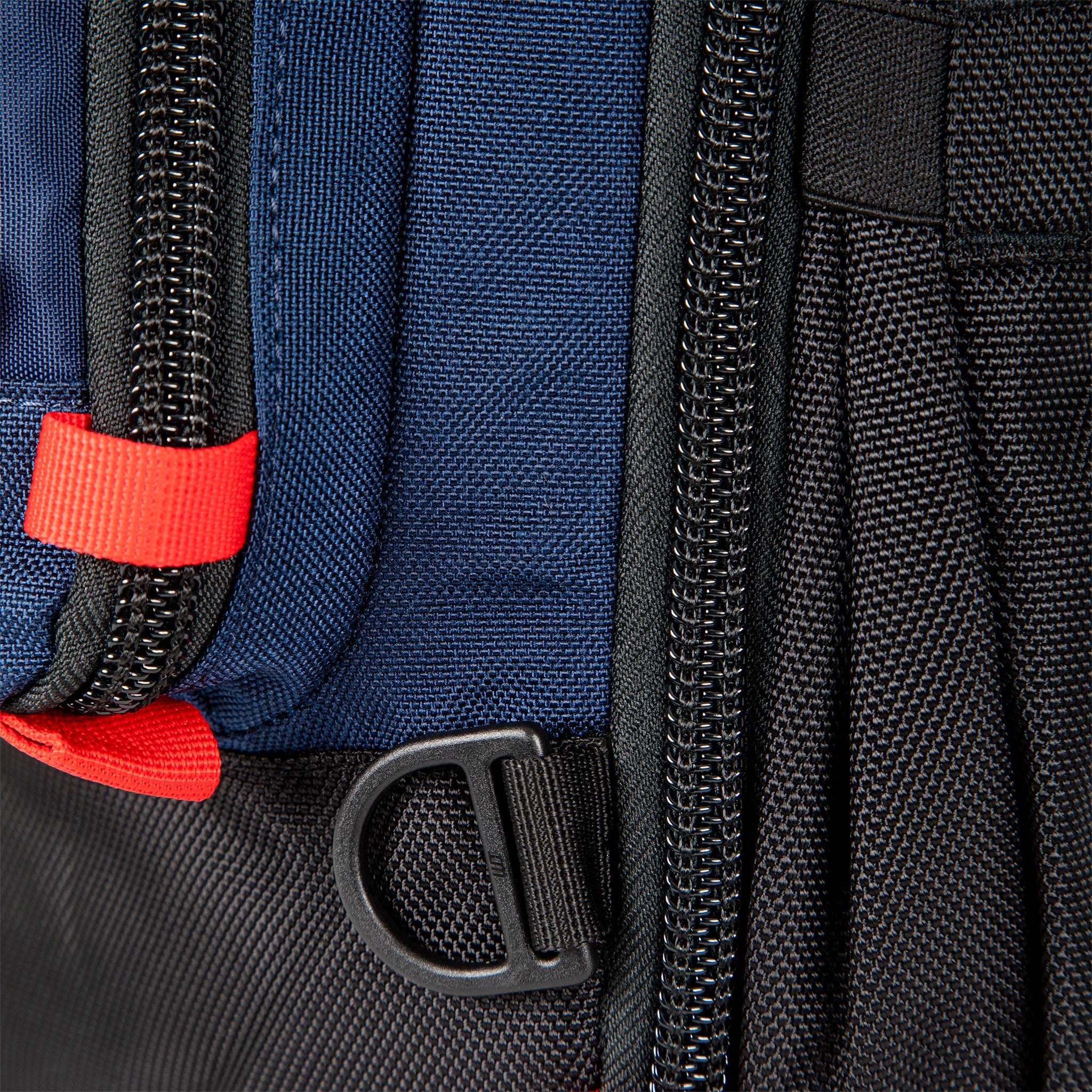 Topo Designs Global Travel Bag 30L — detail view 3