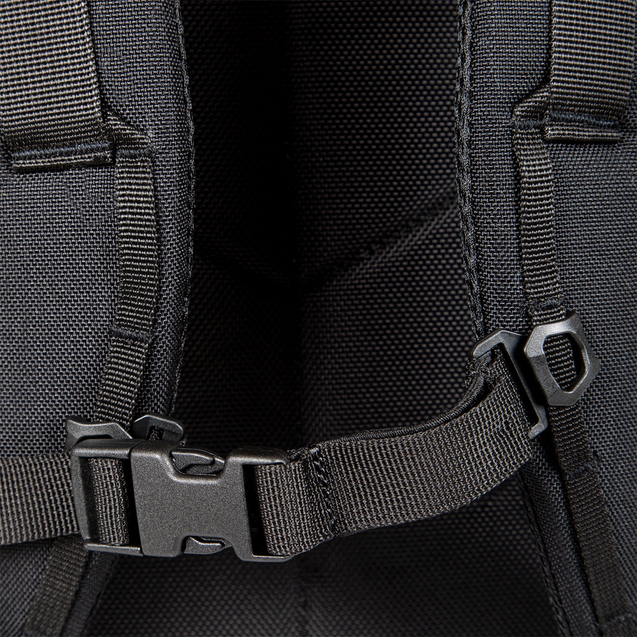 Topo Designs Global Travel Bag 30L — detail view 2