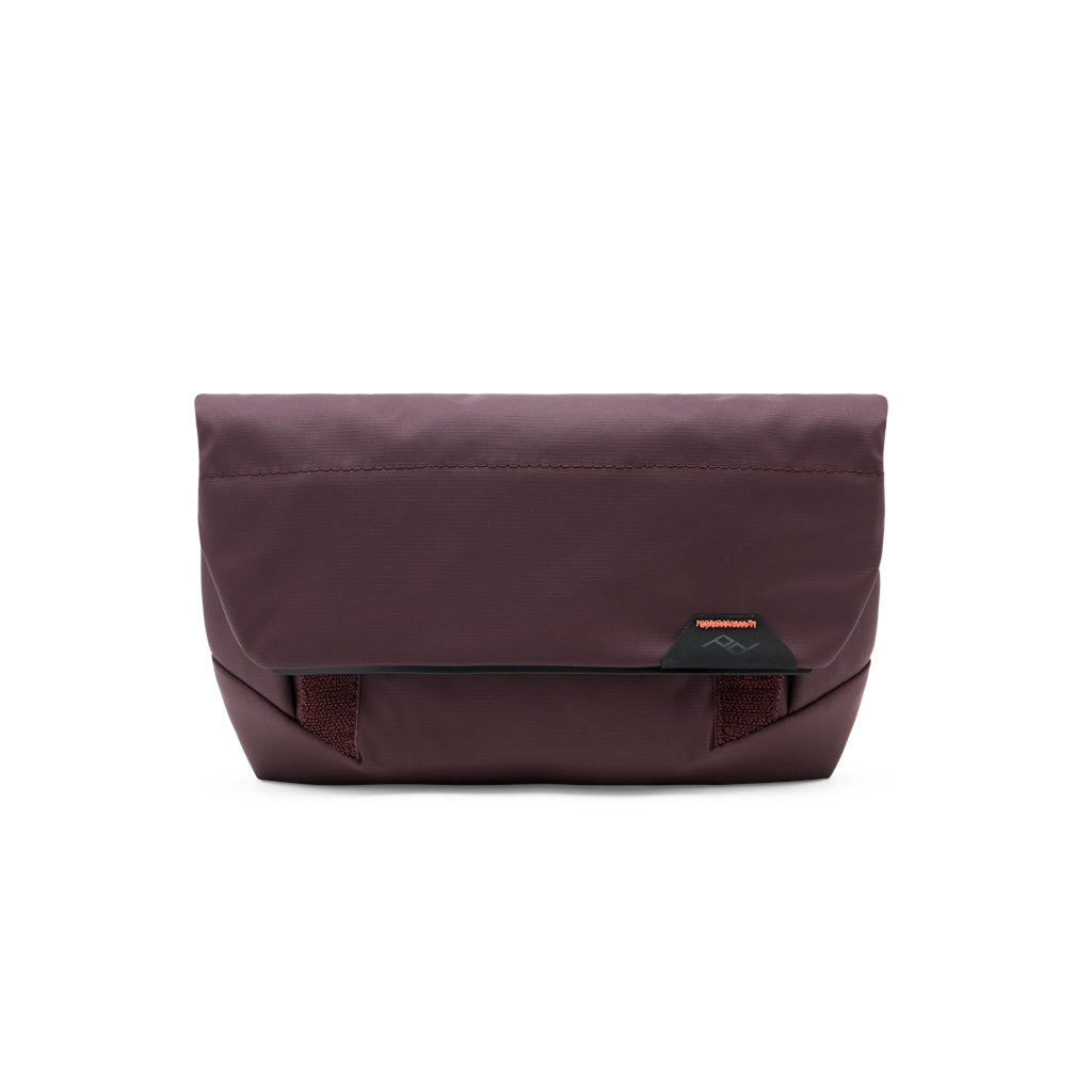 Peak Design Field Pouch in Eclipse — front view # color_Eclipse