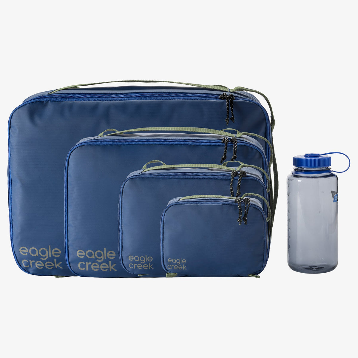 Eagle Creek Pack-It Gear Cube M in Atlantic Blue — angle view 4 # color_Atlantic Blue