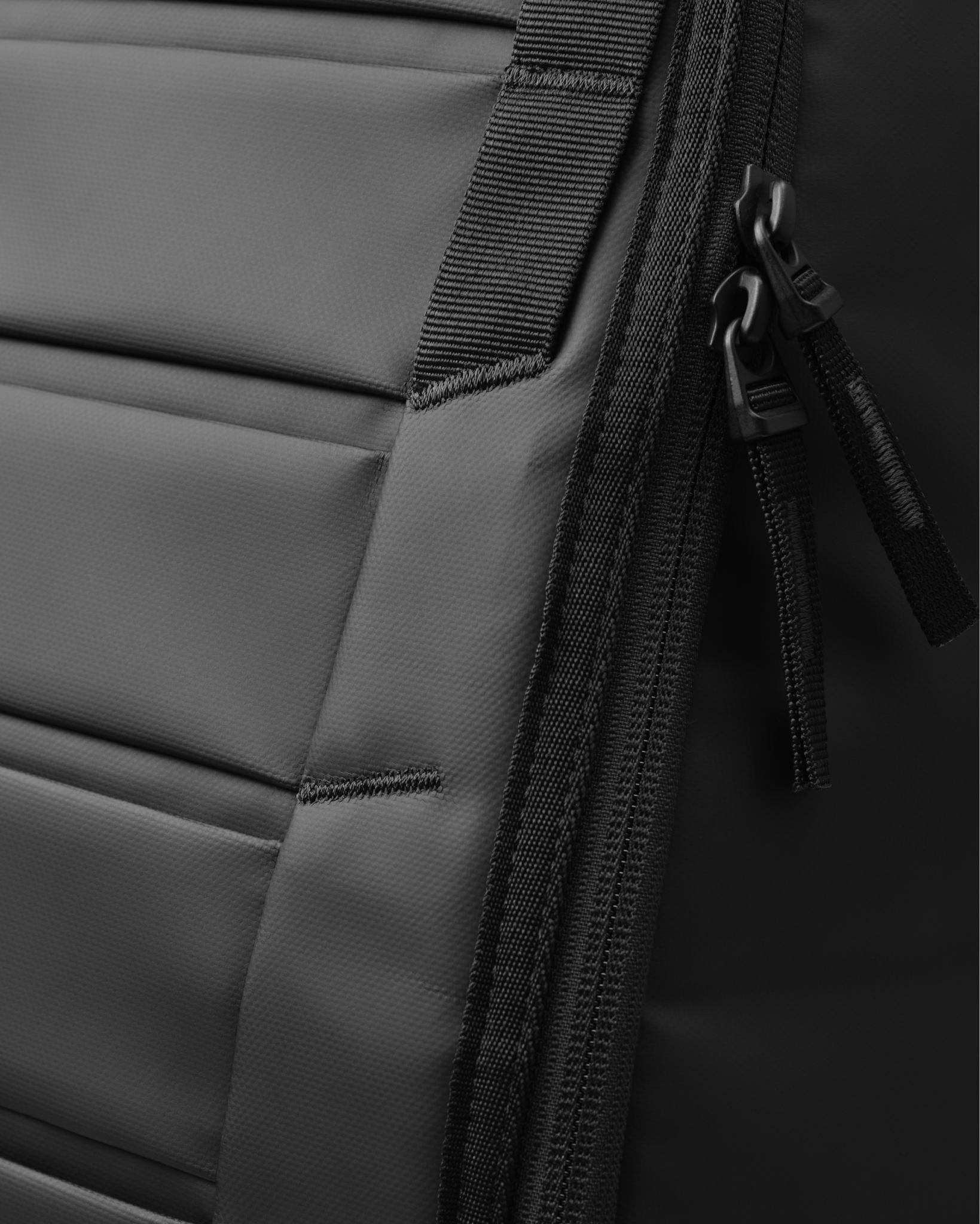 Db Journey Hugger Backpack 20L in Black Out — detail view # color_Black Out