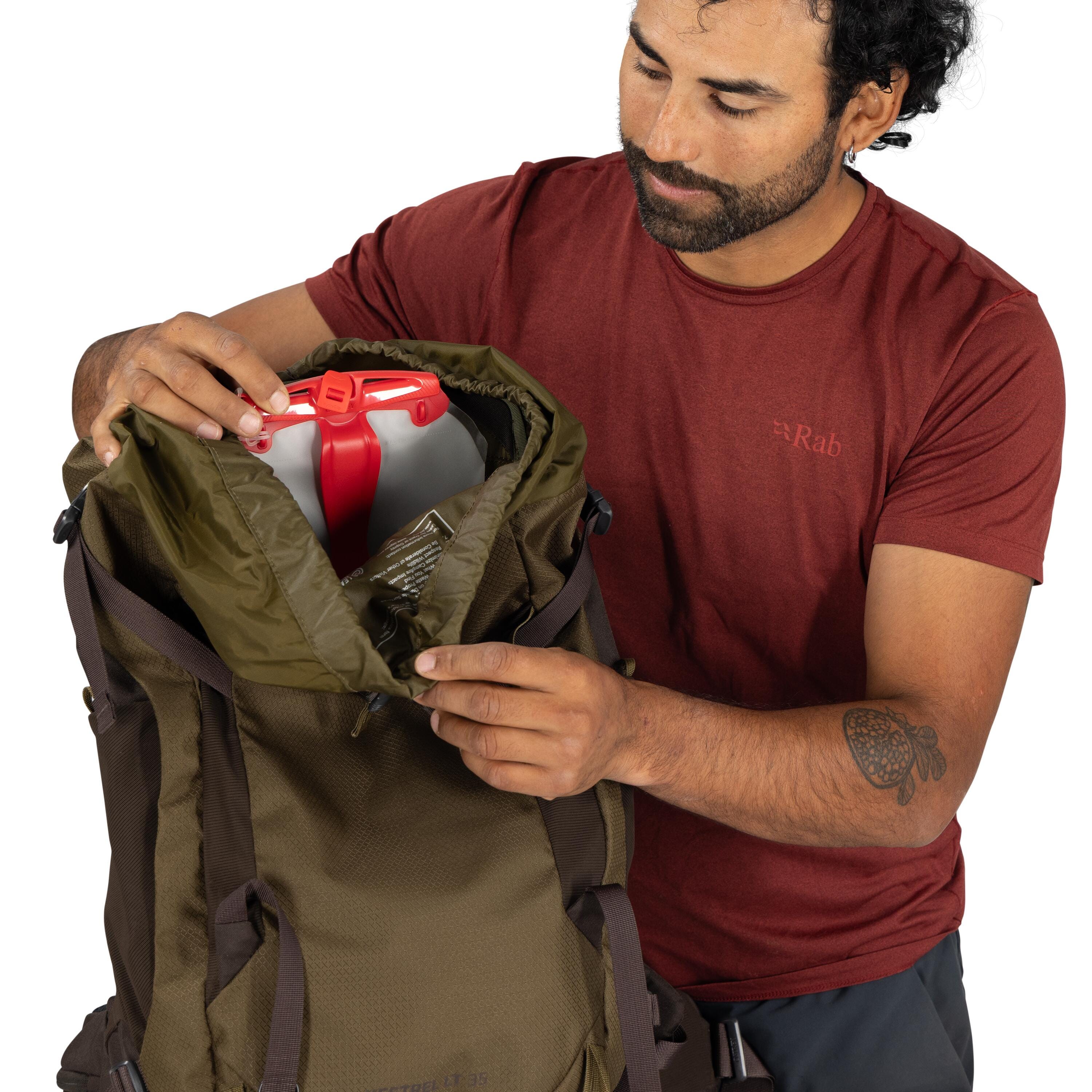 Osprey Kestrel LT 35 Hiking Backpack 35L in Moss Green — detail view 4
