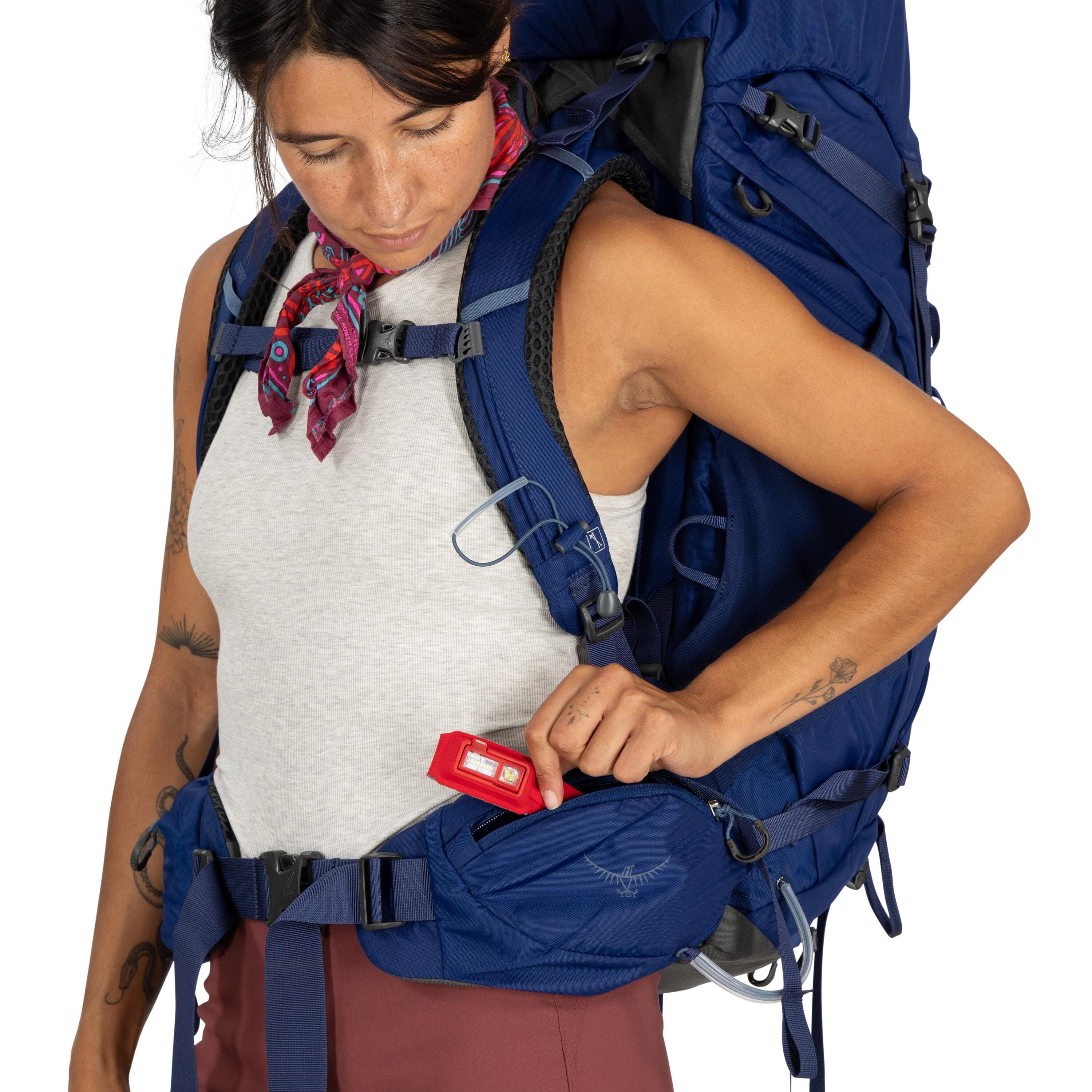 Osprey Kyte 48 Women's Backpacking Pack 48L in Serenity Blue — detail view 2